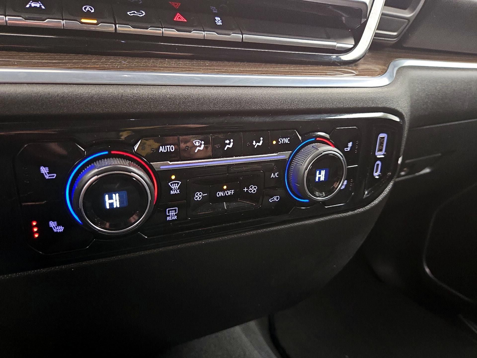 Thumbnail: 2022 Chevrolet Silverado 1500 - 16