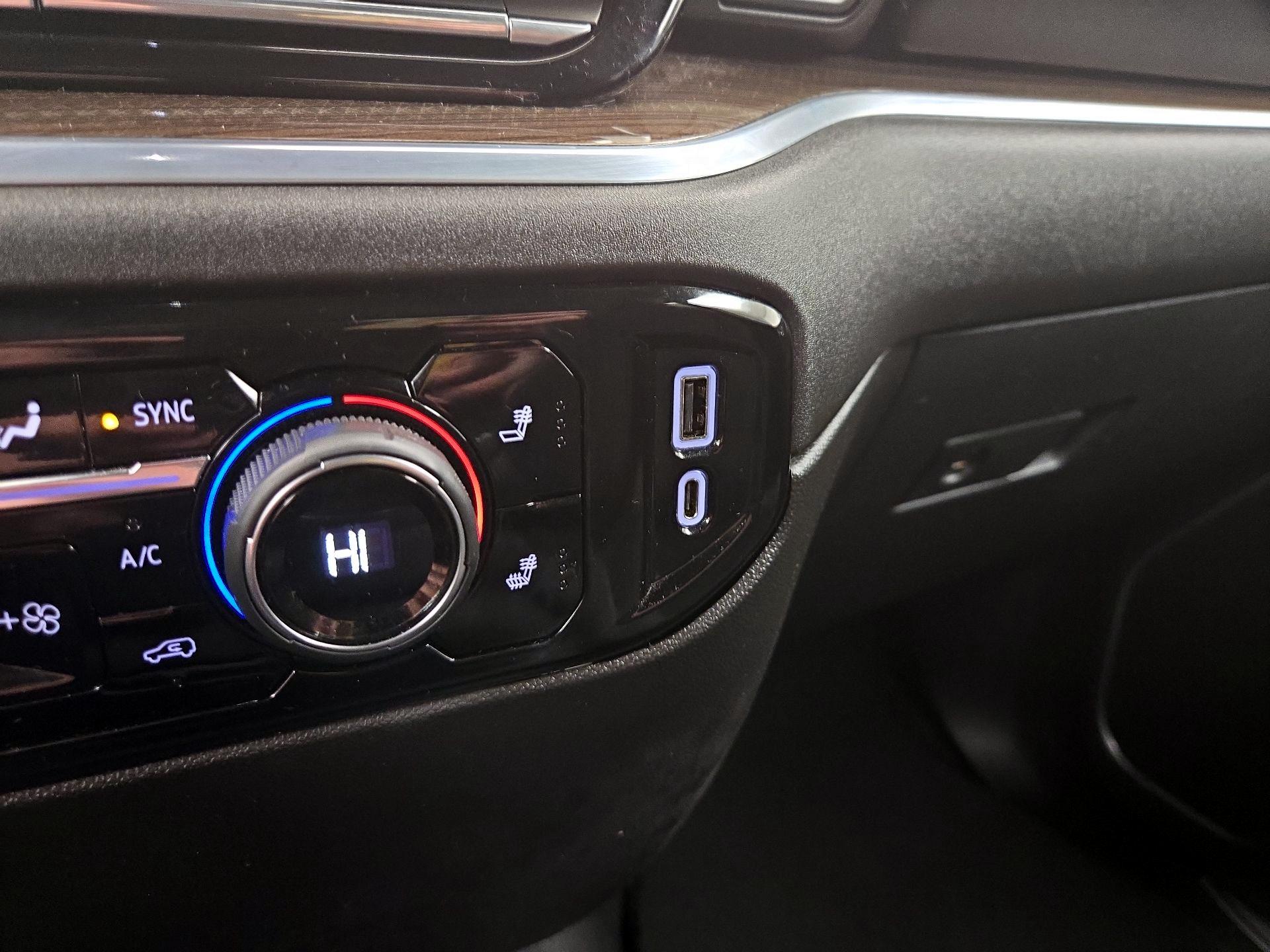 Thumbnail: 2022 Chevrolet Silverado 1500 - 18