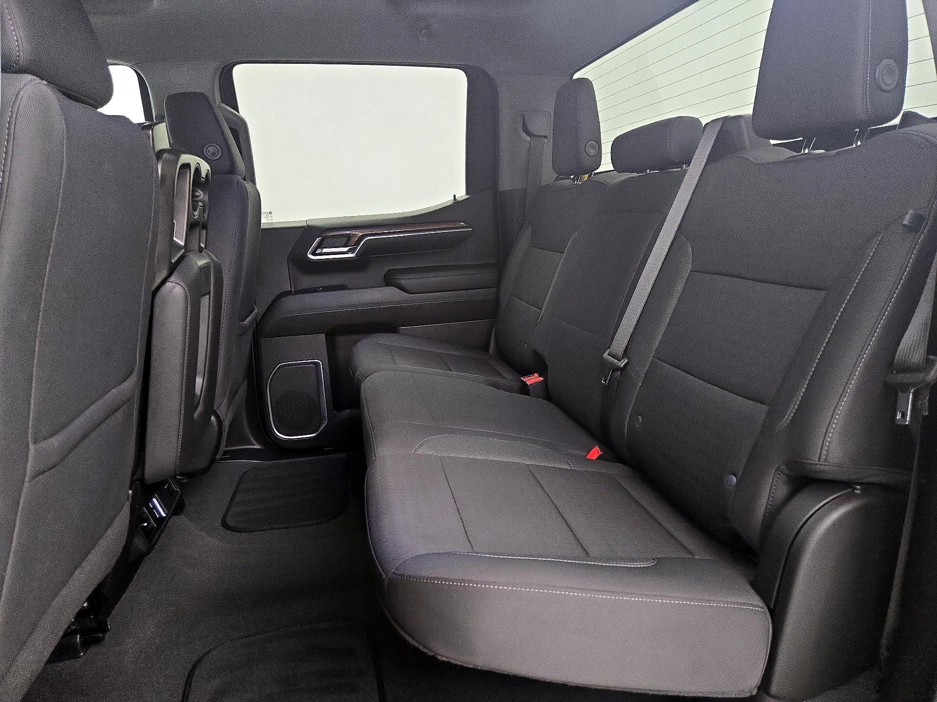 Thumbnail: 2023 Chevrolet Silverado 1500 - 19