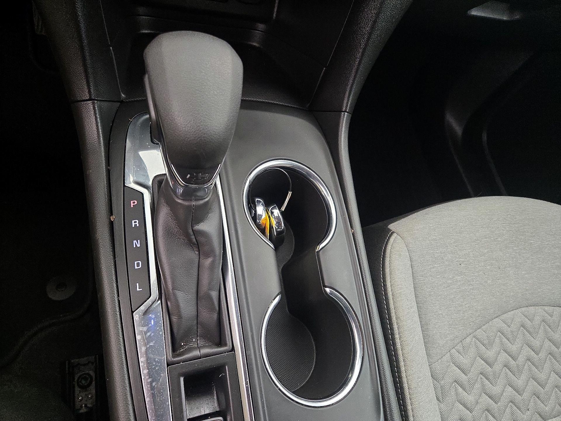 Thumbnail: 2022 Chevrolet Equinox - 17