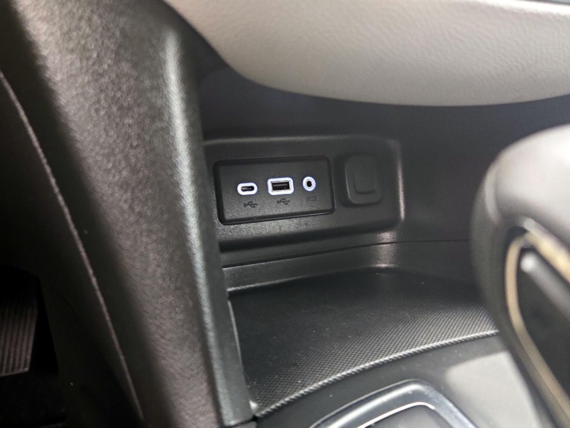 Thumbnail: 2022 Chevrolet Equinox - 18