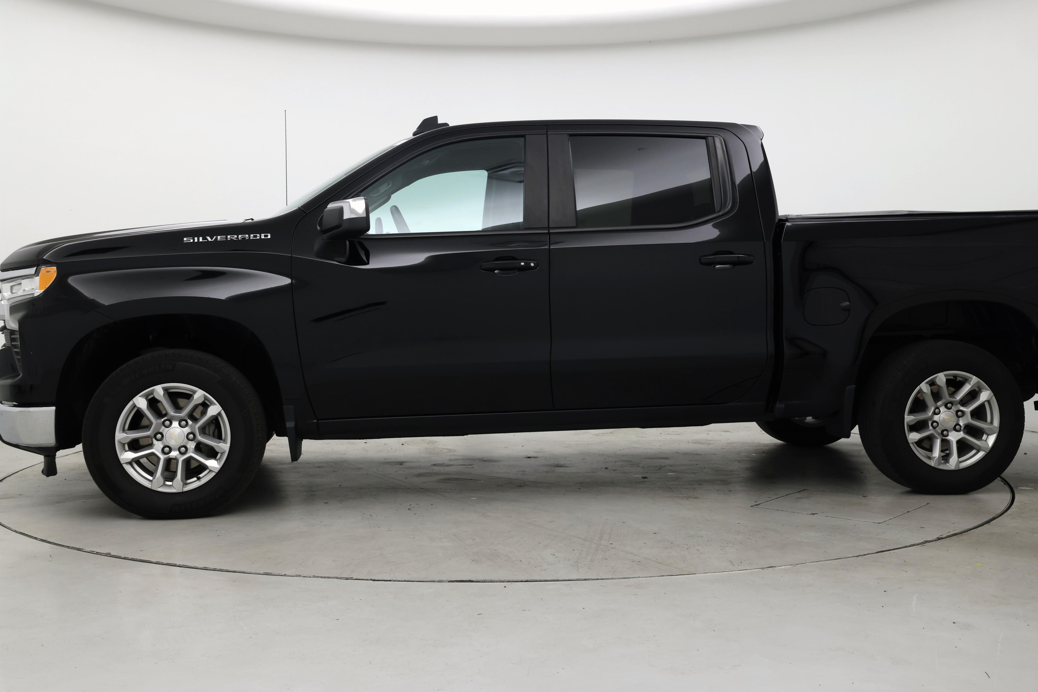 Thumbnail: 2023 Chevrolet Silverado 1500 - 3