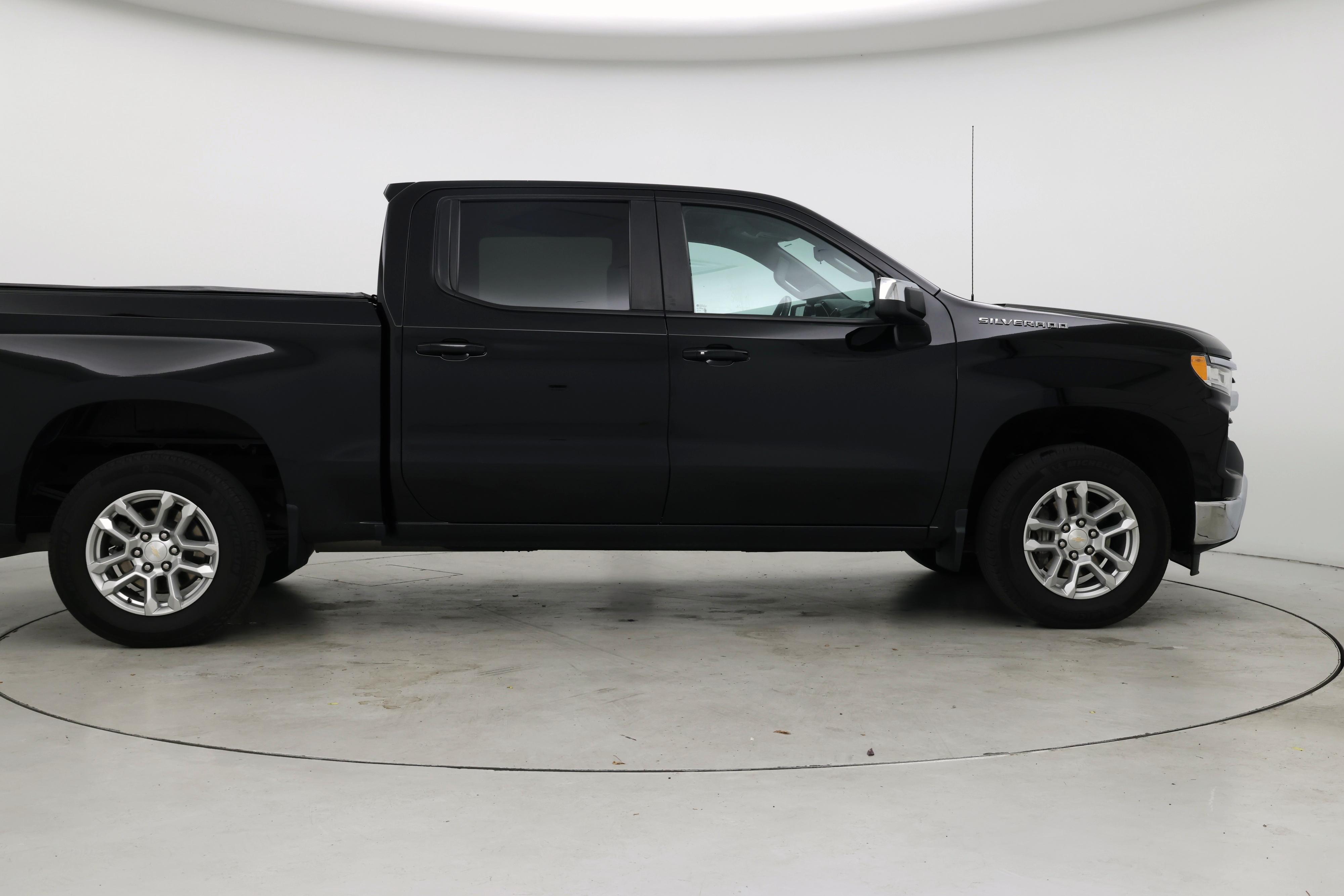 Thumbnail: 2023 Chevrolet Silverado 1500 - 7