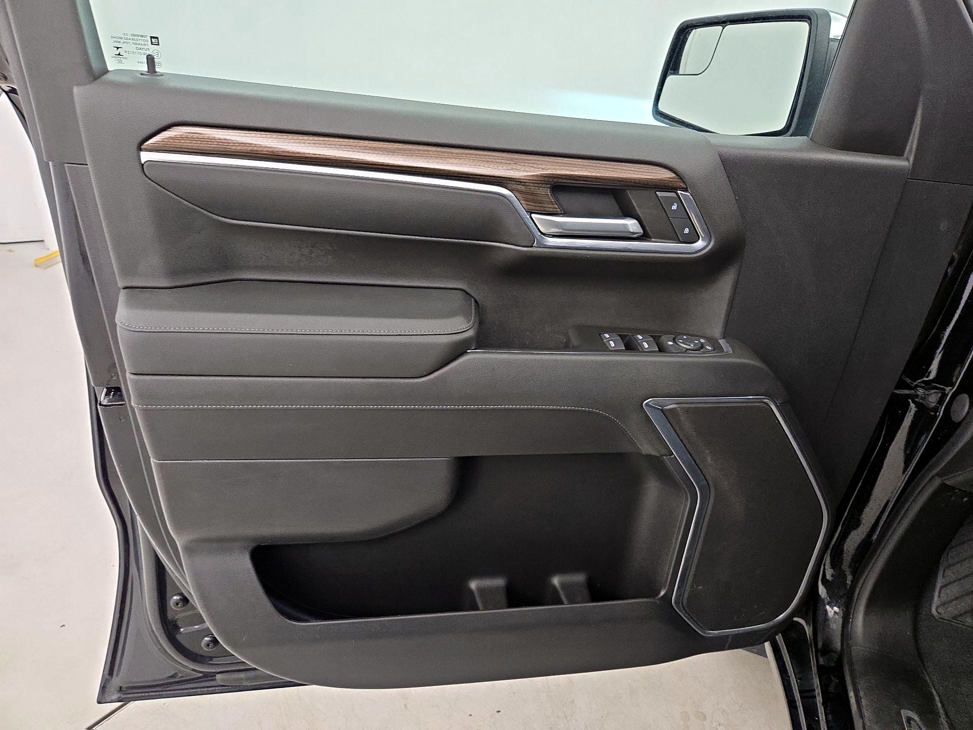 Thumbnail: 2023 Chevrolet Silverado 1500 - 12