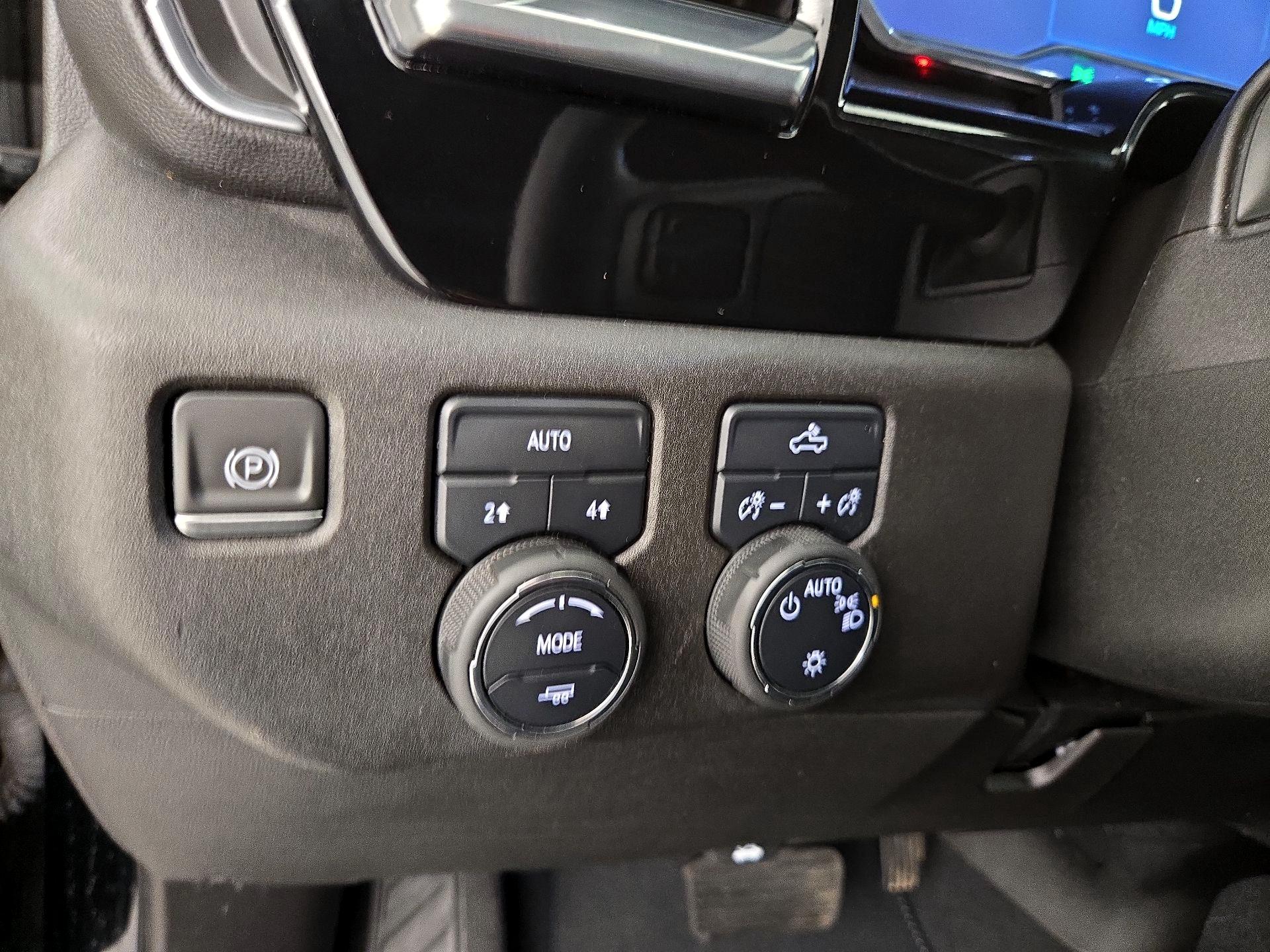 Thumbnail: 2023 Chevrolet Silverado 1500 - 13