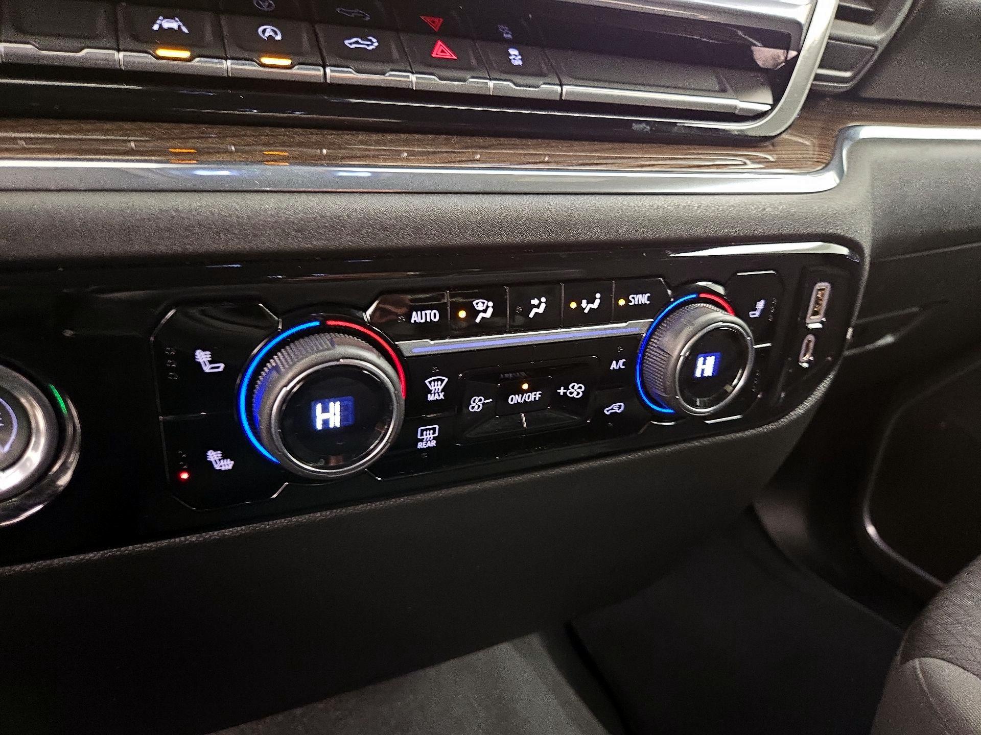 Thumbnail: 2023 Chevrolet Silverado 1500 - 16