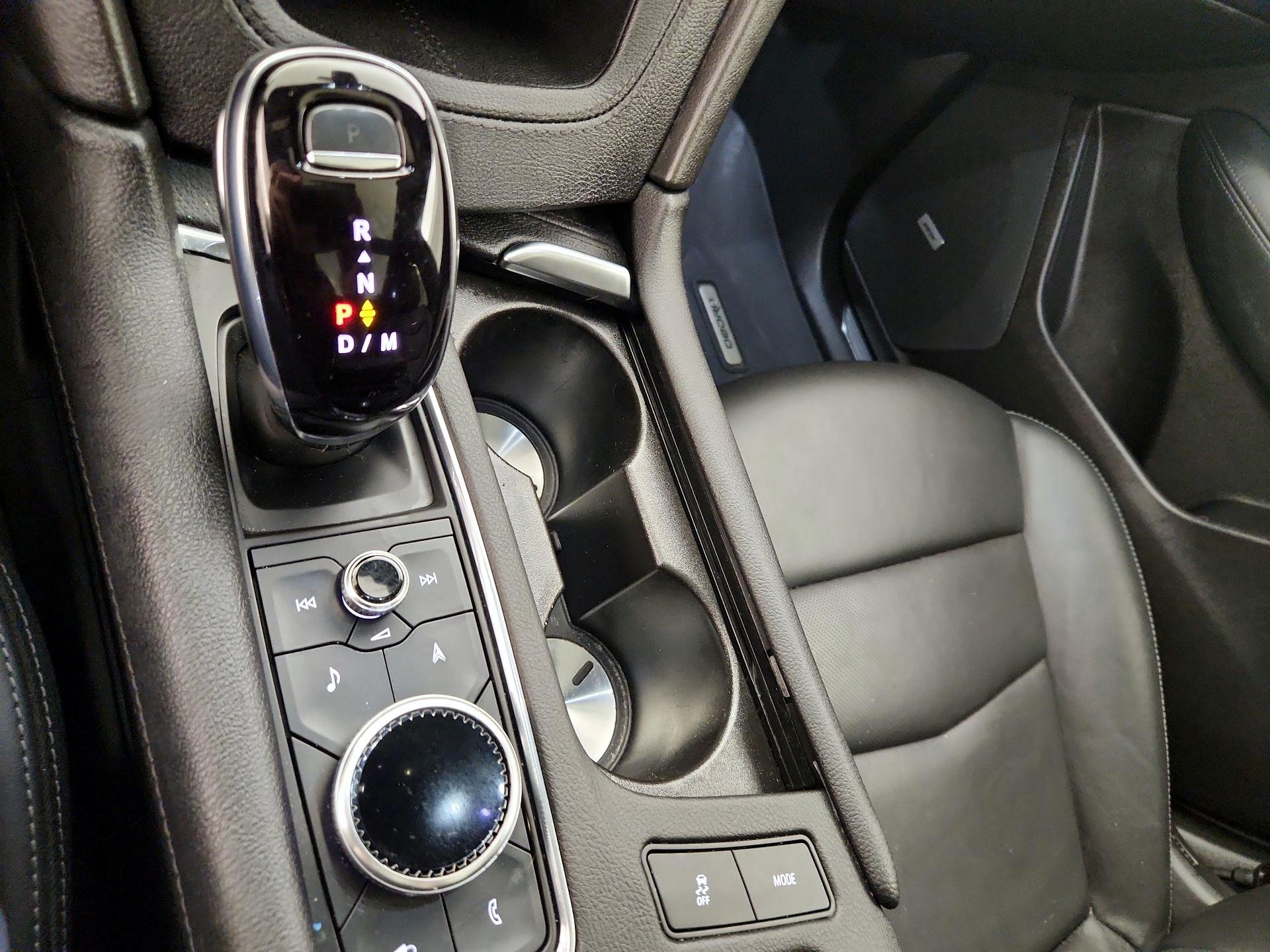 Thumbnail: 2023 Cadillac XT5 - 18