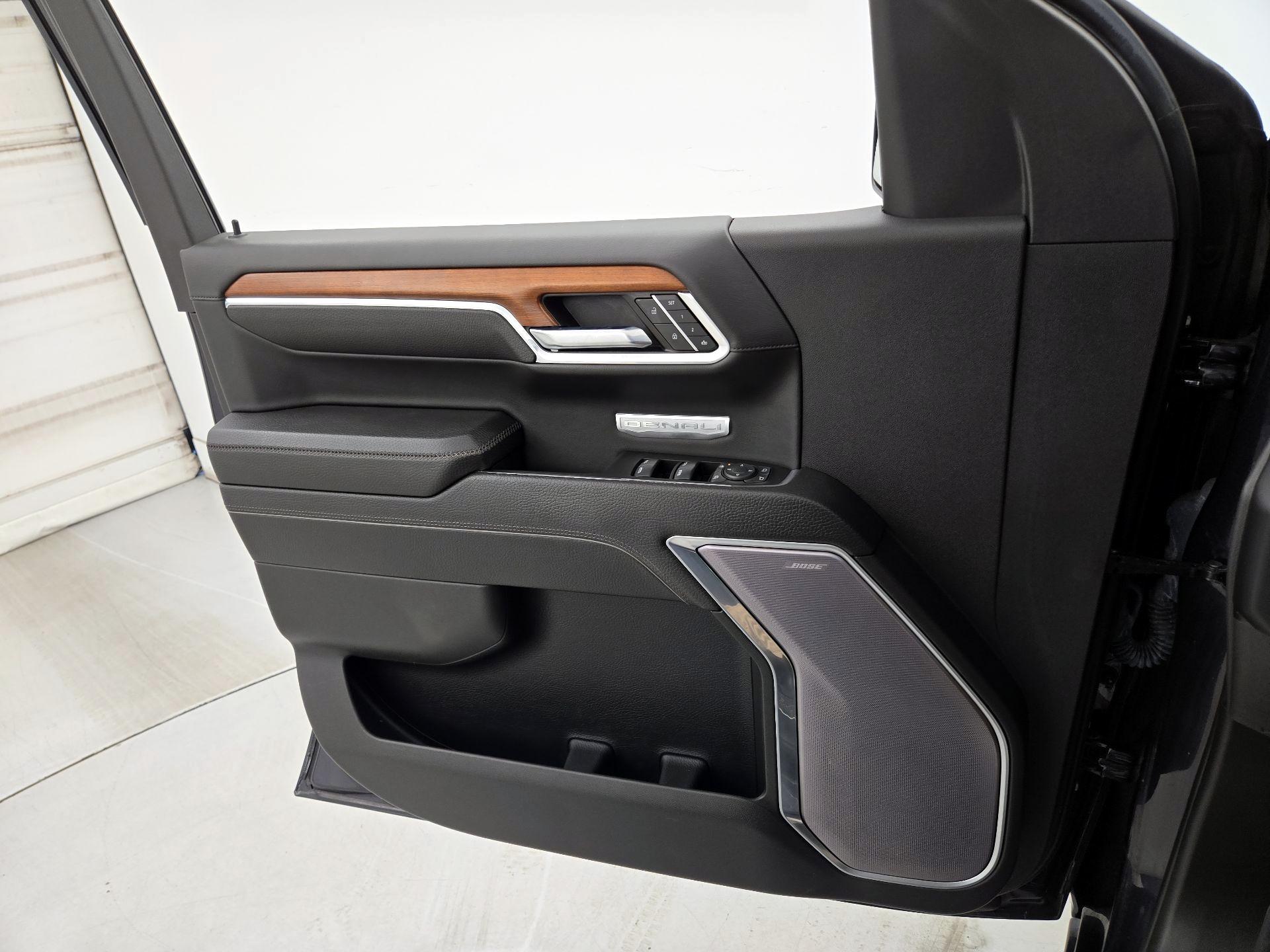 Thumbnail: 2022 GMC Sierra 1500 - 12