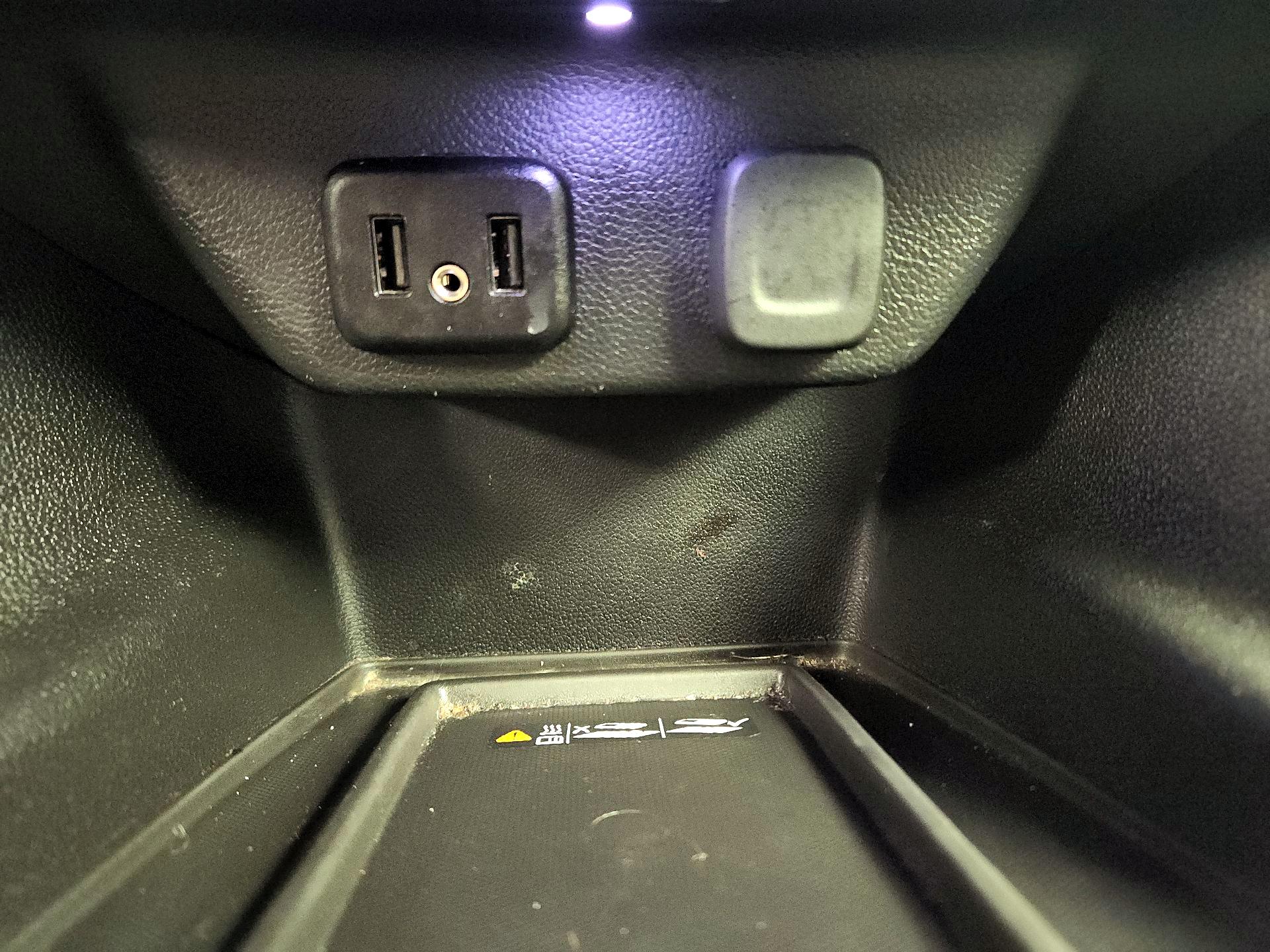 Thumbnail: 2022 Chevrolet Traverse - 18