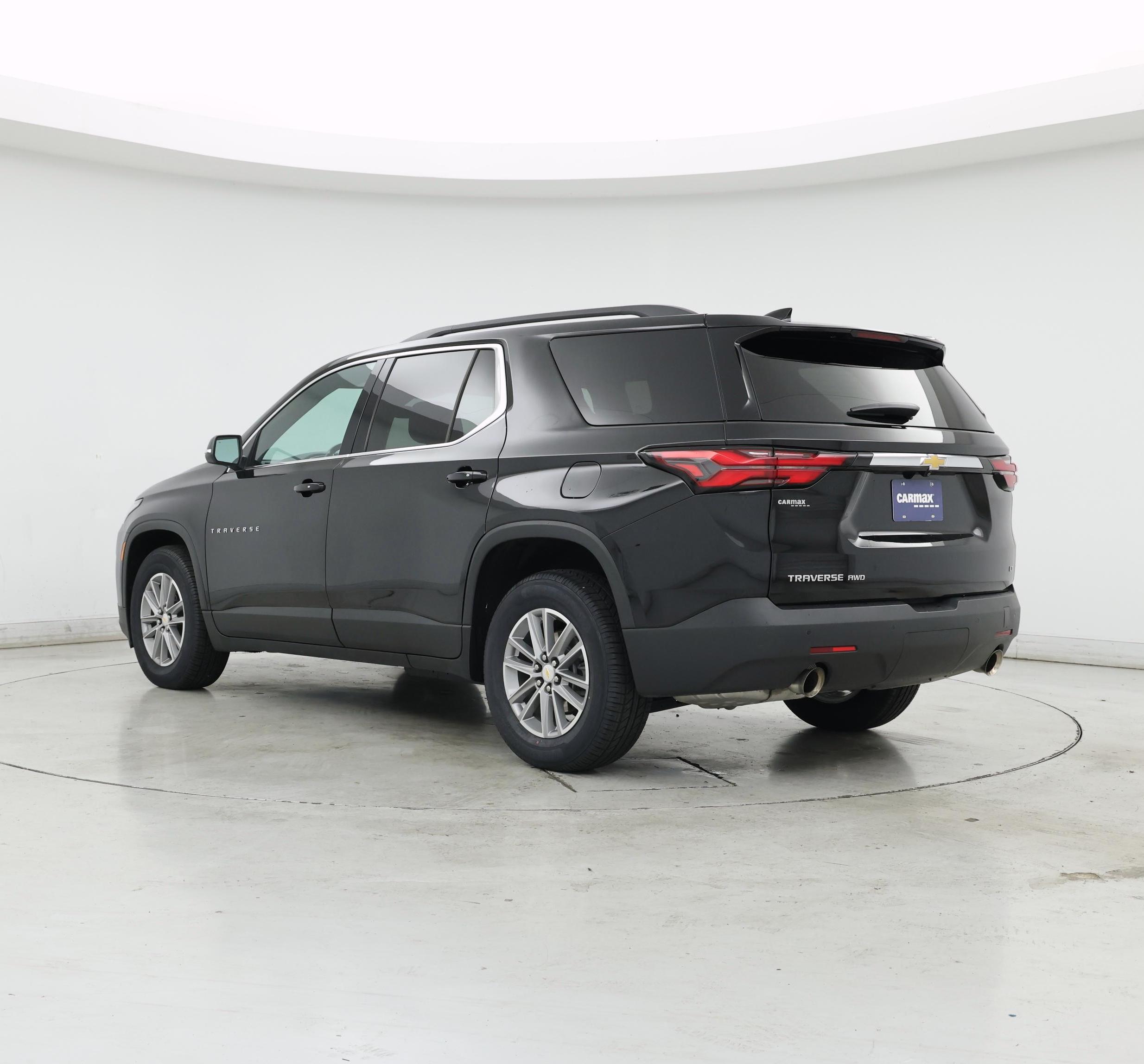 Thumbnail: 2022 Chevrolet Traverse - 2