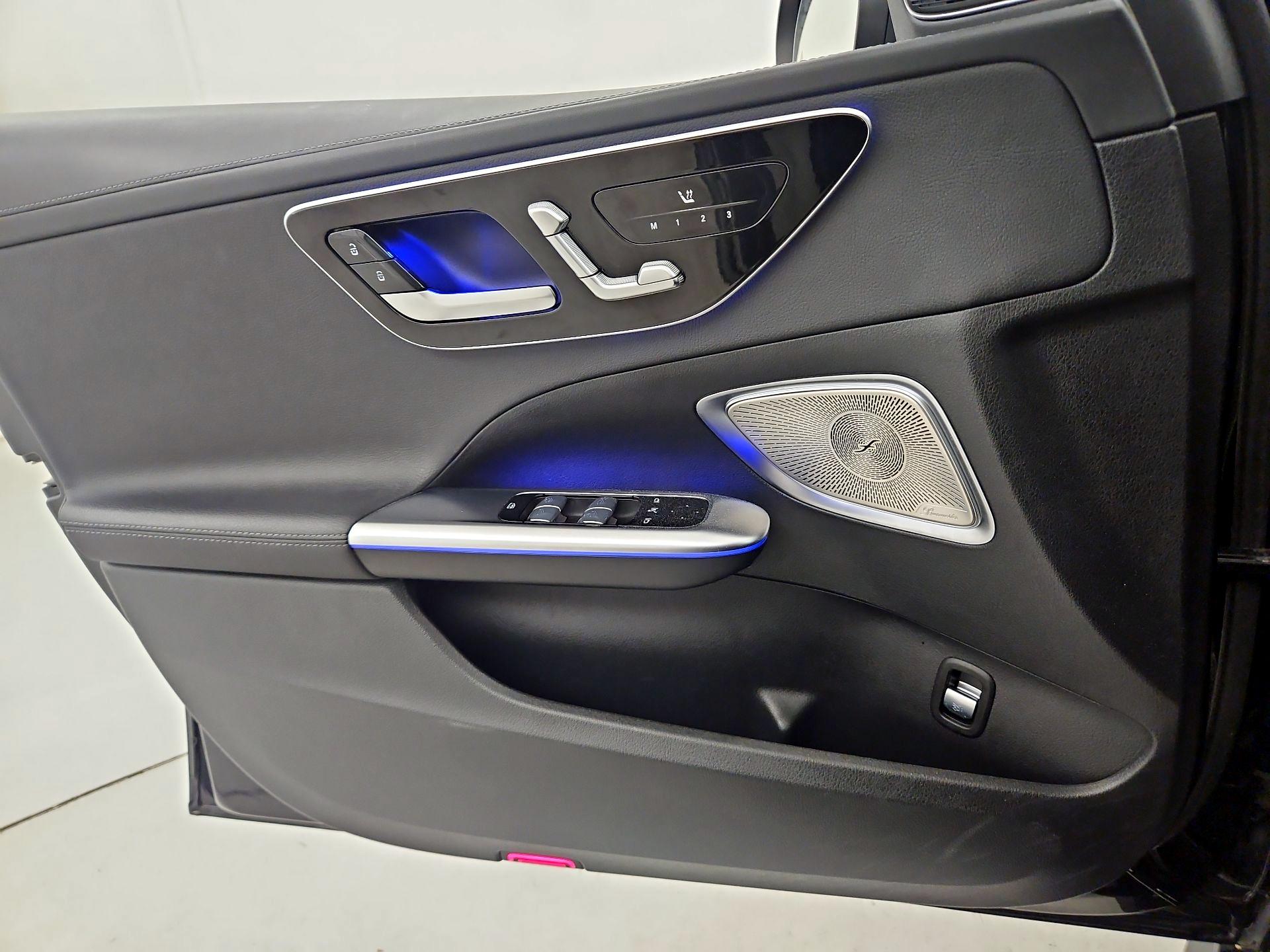 Thumbnail: 2023 Mercedes-Benz C-Class - 12