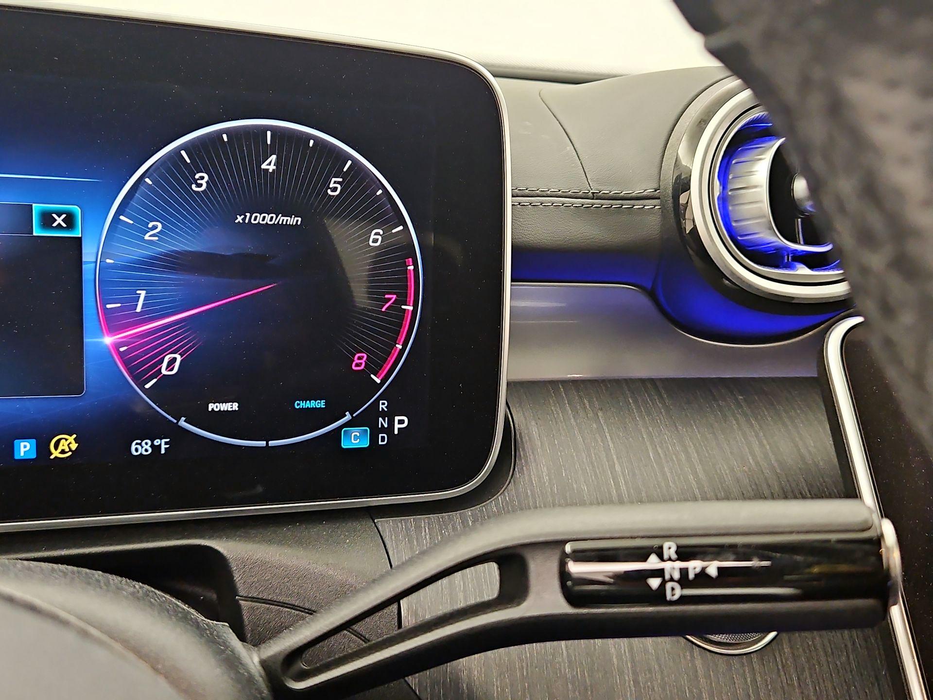 Thumbnail: 2023 Mercedes-Benz C-Class - 17