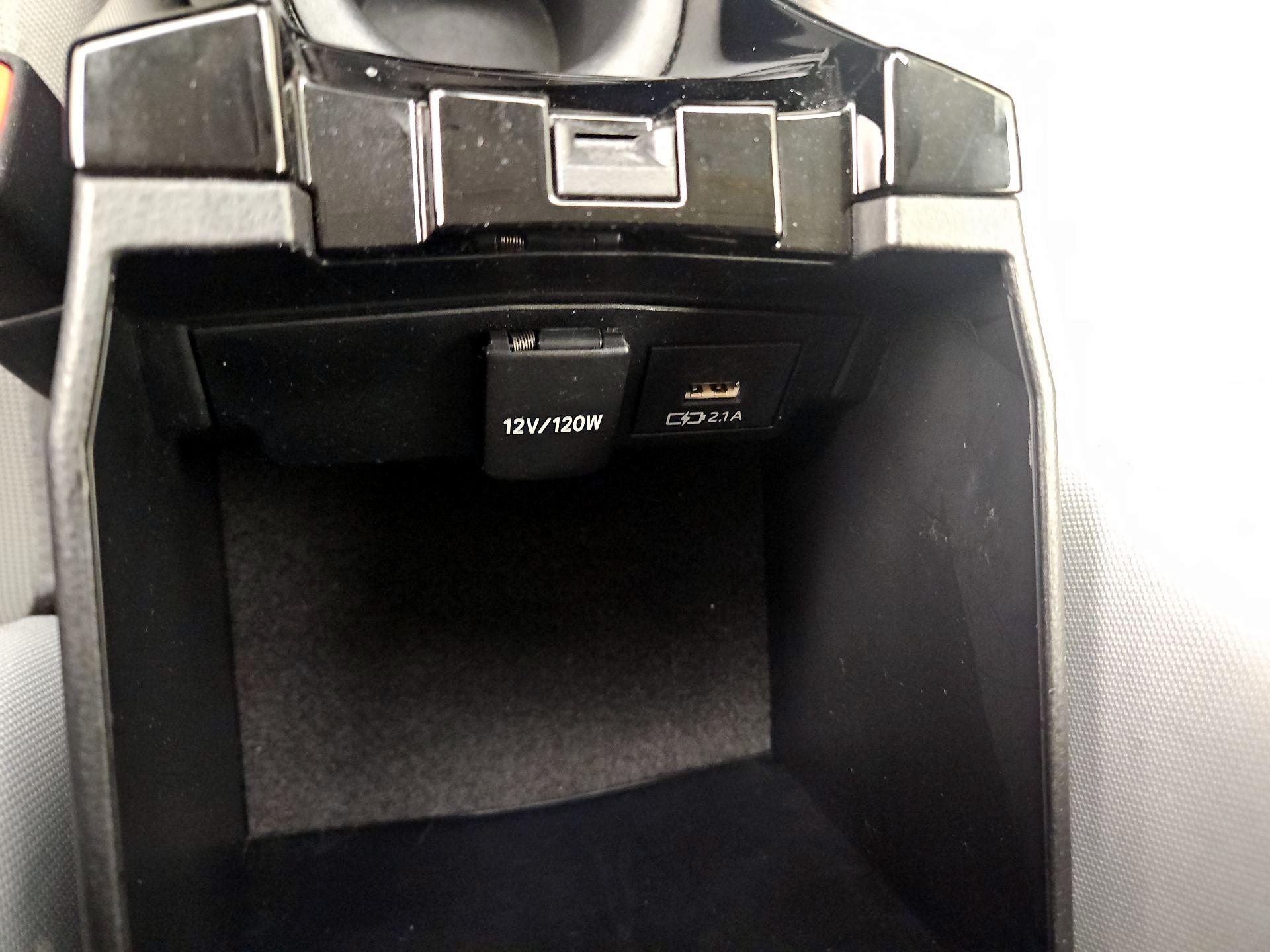 Thumbnail: 2020 Toyota Corolla - 18