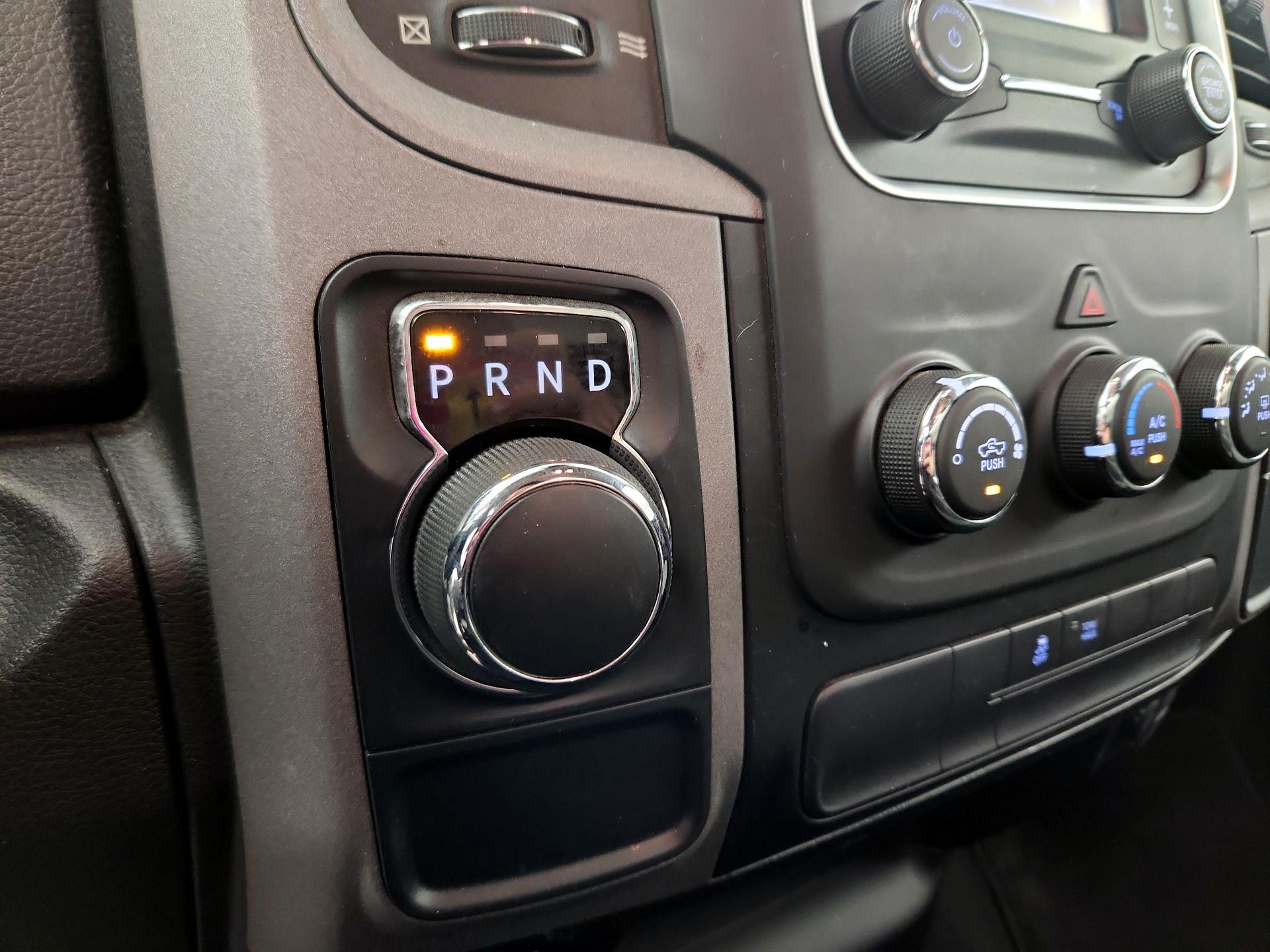 Thumbnail: 2021 RAM 1500 Classic - 15