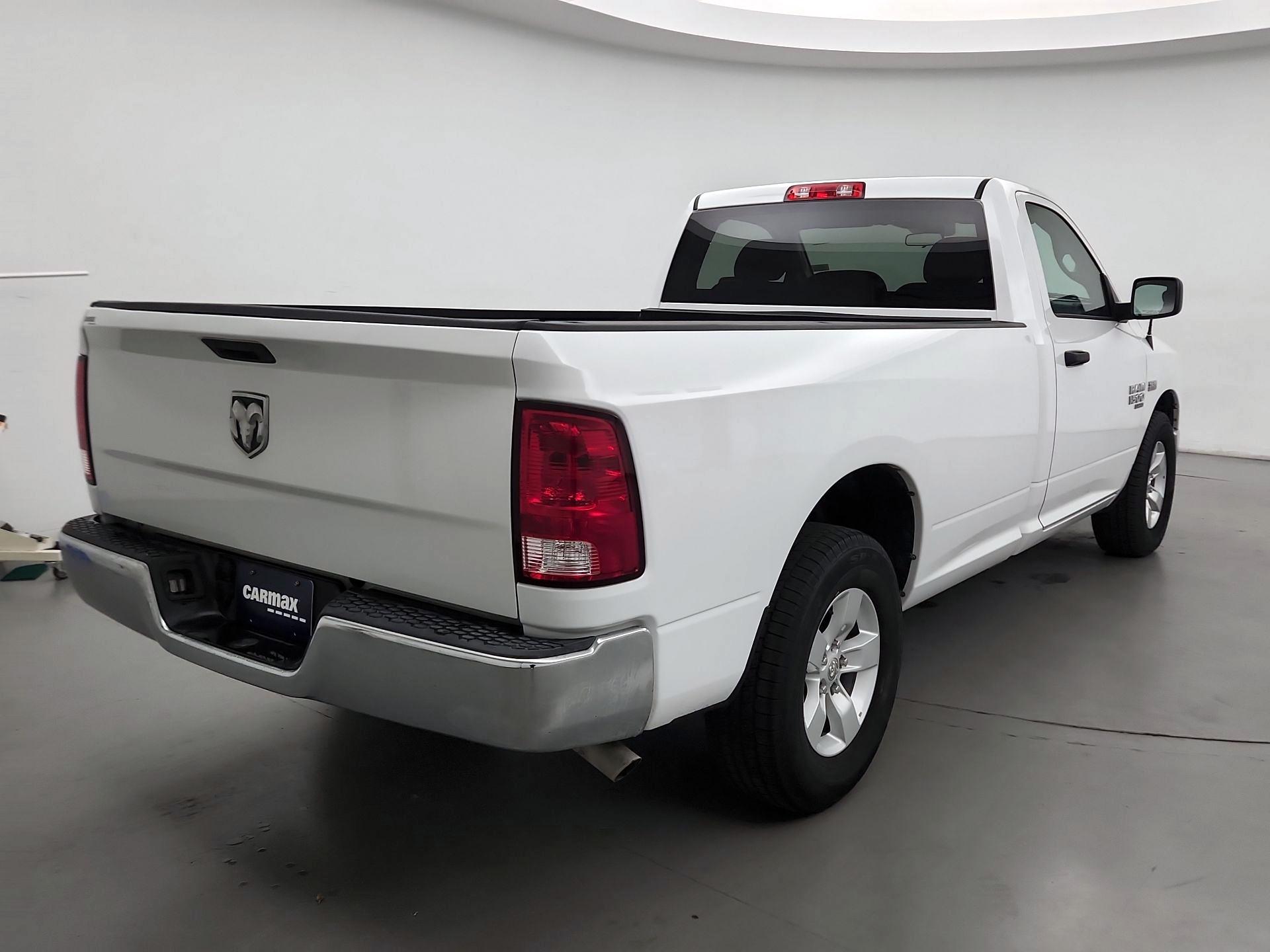 Thumbnail: 2021 RAM 1500 Classic - 5