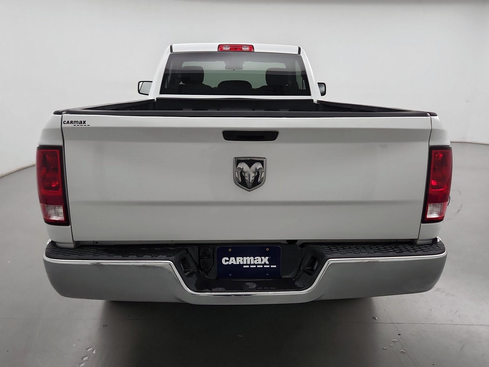 Thumbnail: 2021 RAM 1500 Classic - 6
