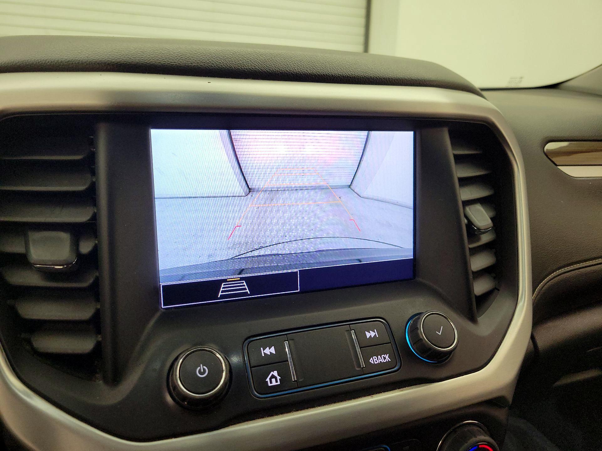 Thumbnail: 2022 GMC Acadia - 14