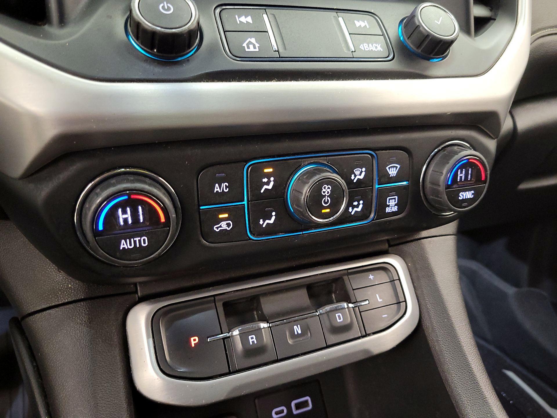 Thumbnail: 2022 GMC Acadia - 16