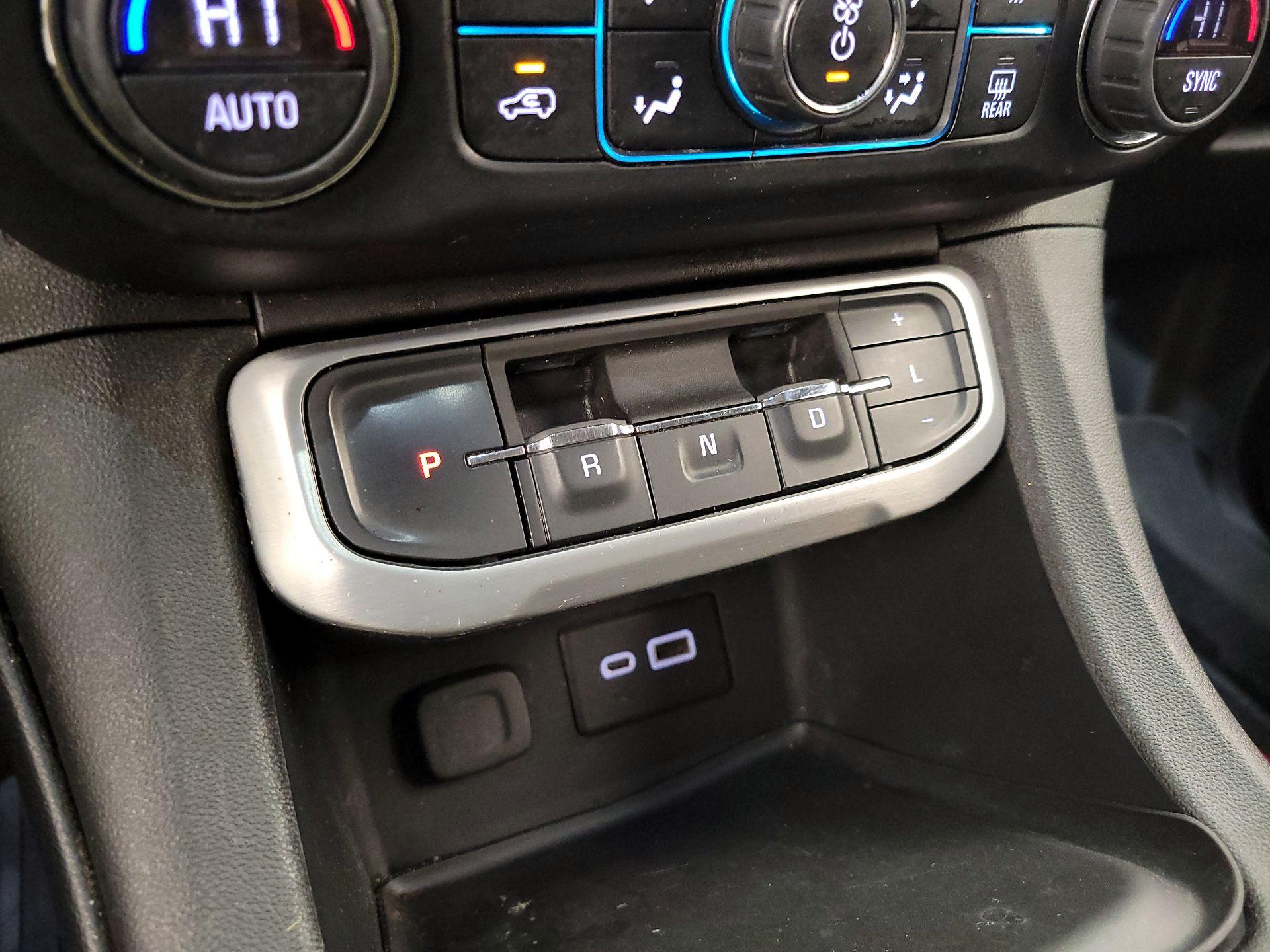 Thumbnail: 2022 GMC Acadia - 17