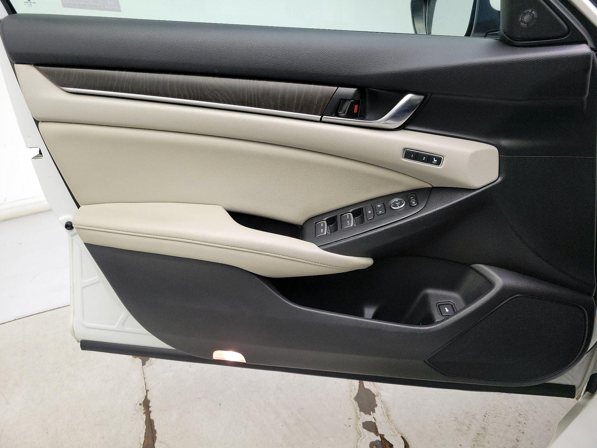 Thumbnail: 2021 Honda Accord - 12