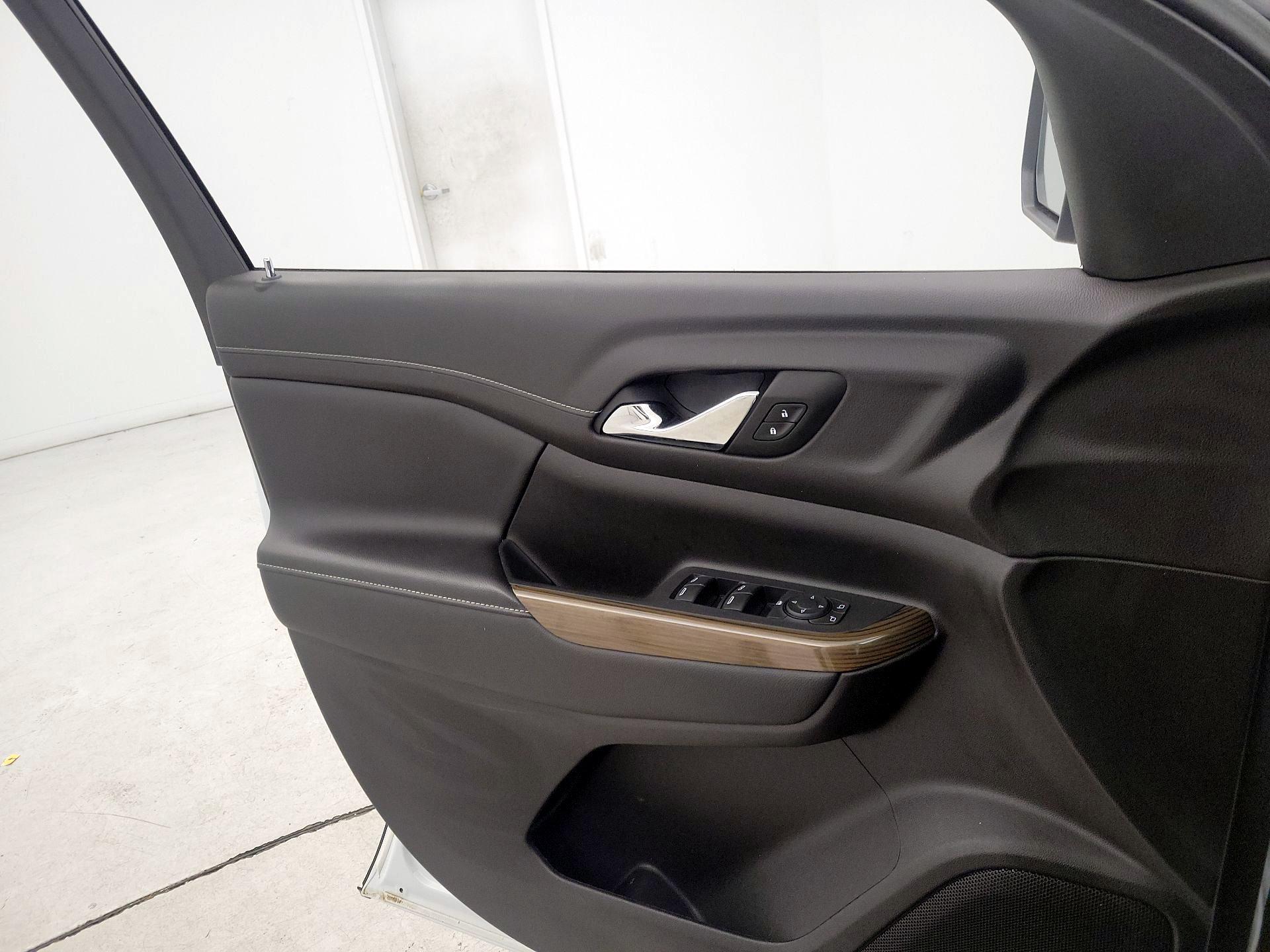 Thumbnail: 2022 GMC Acadia - 12