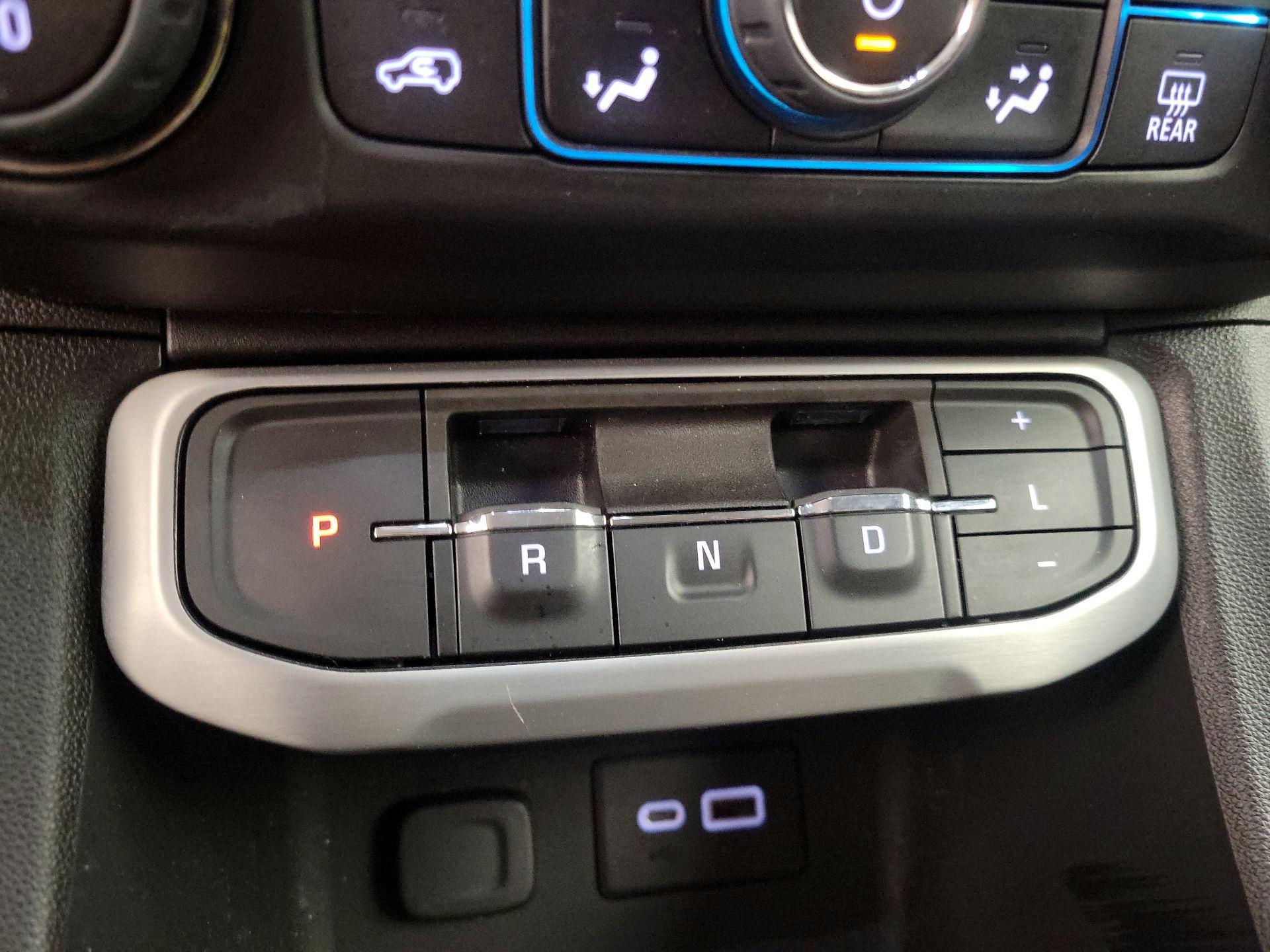 Thumbnail: 2022 GMC Acadia - 17