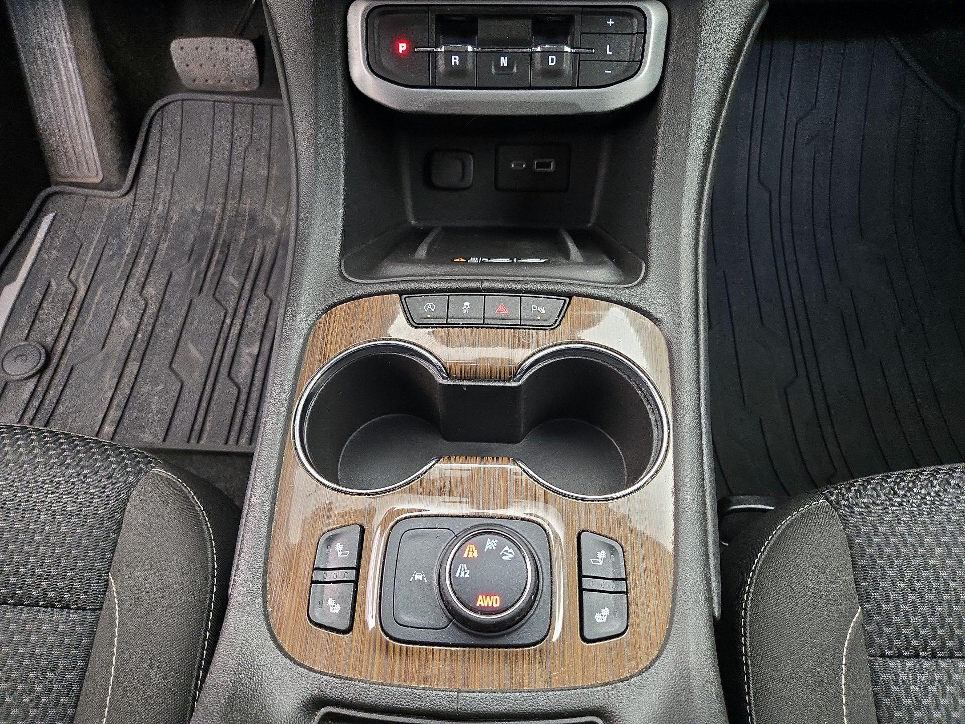 Thumbnail: 2023 GMC Acadia - 17