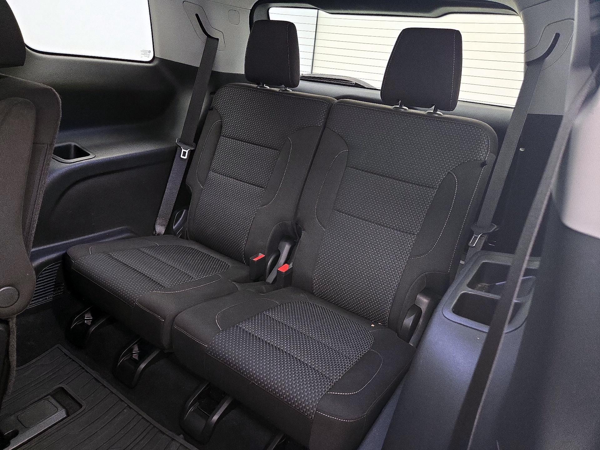 Thumbnail: 2023 GMC Acadia - 20