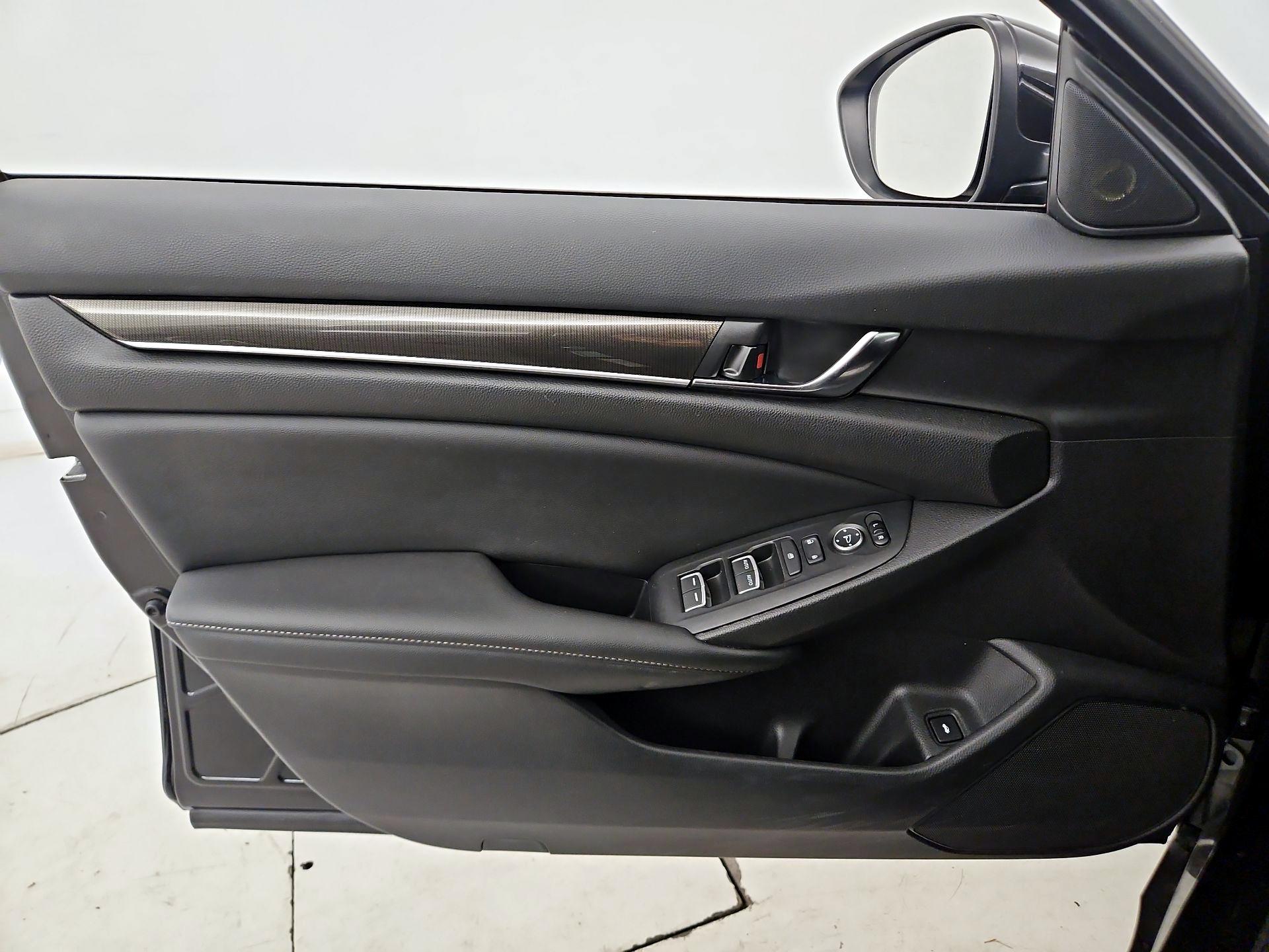 Thumbnail: 2022 Honda Accord - 12