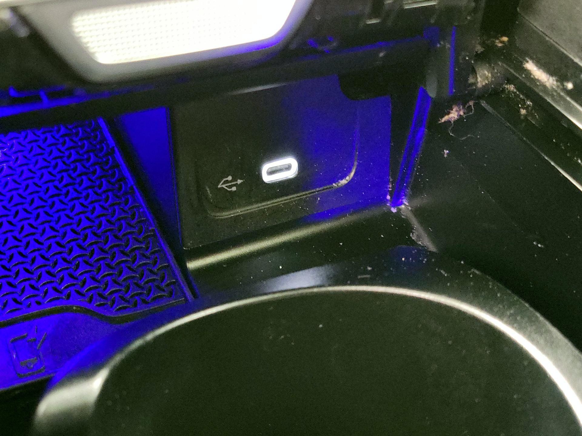 Thumbnail: 2022 Mercedes-Benz C-Class - 18