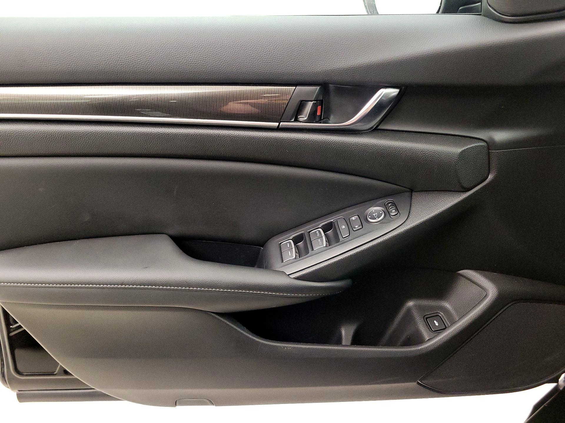 Thumbnail: 2022 Honda Accord - 12