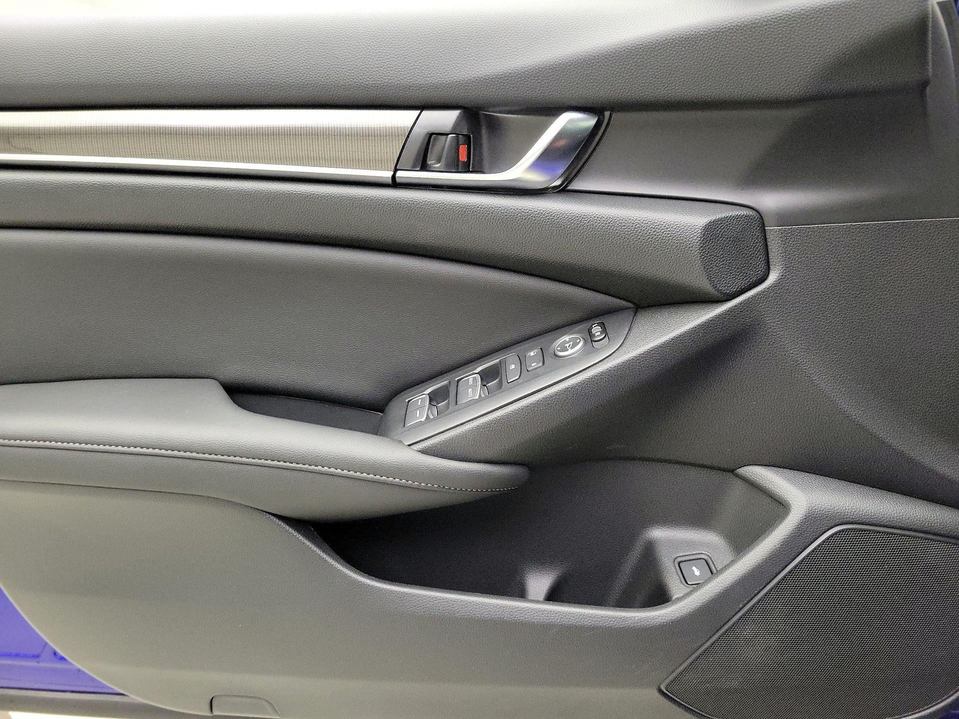 Thumbnail: 2020 Honda Accord - 12