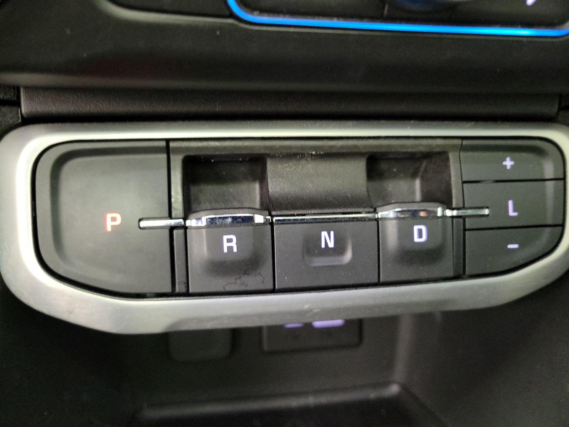 Thumbnail: 2022 GMC Acadia - 17