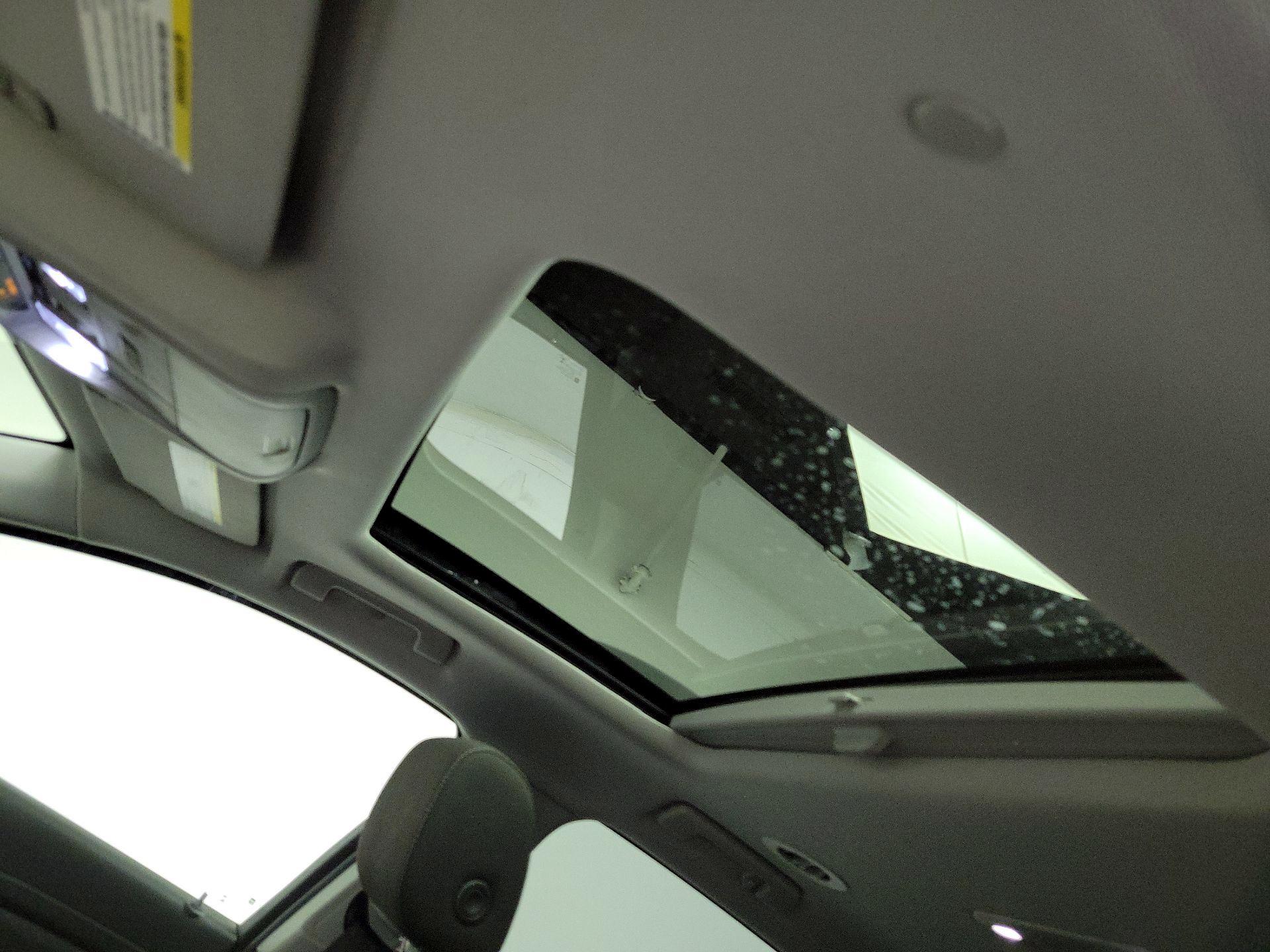 Thumbnail: 2022 GMC Acadia - 19