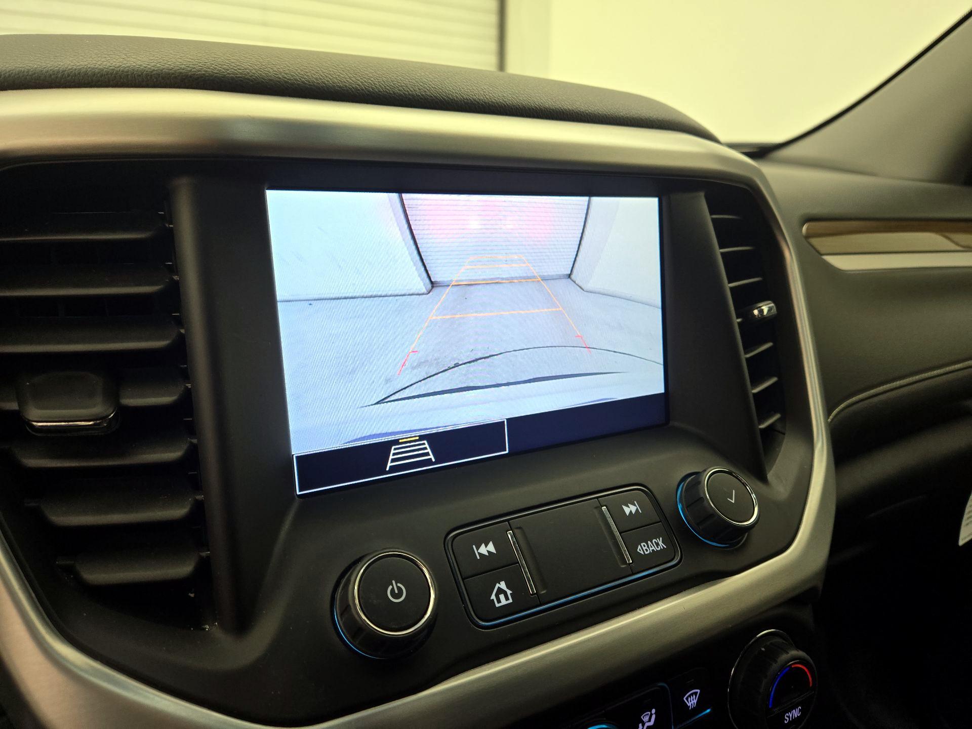 Thumbnail: 2023 GMC Acadia - 14