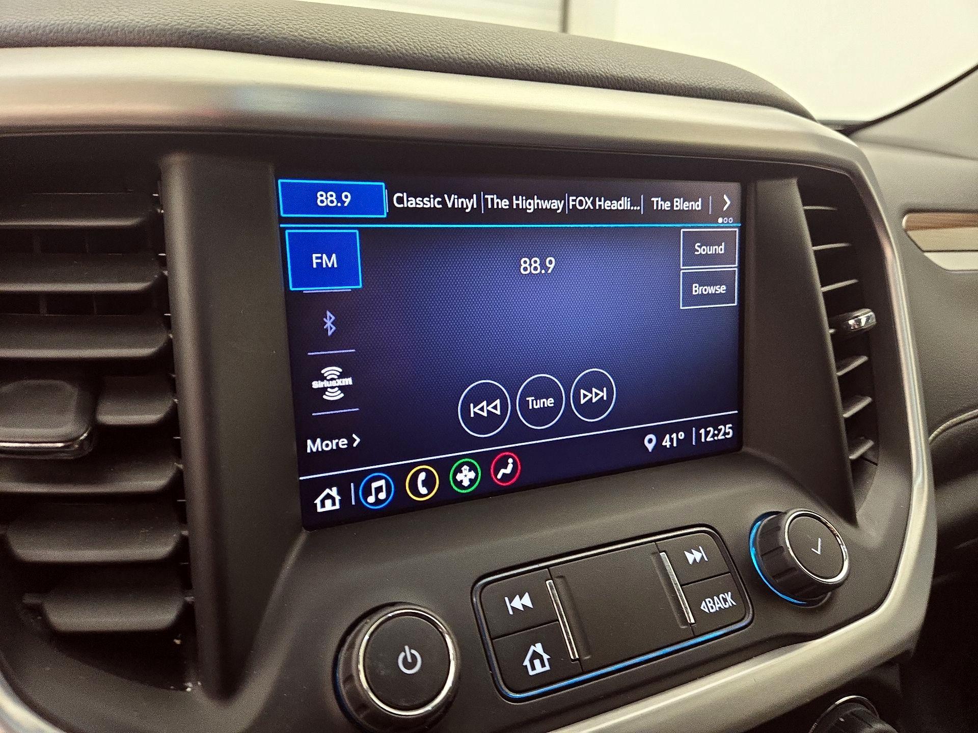 Thumbnail: 2023 GMC Acadia - 15