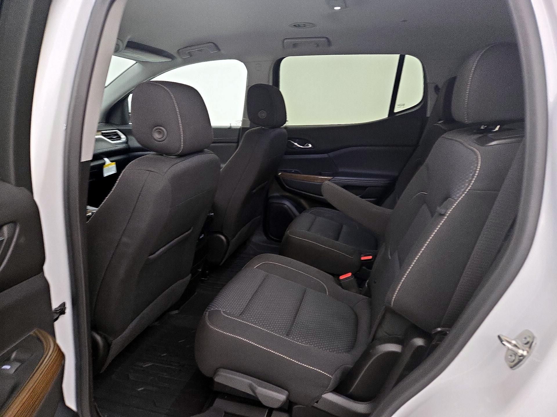 Thumbnail: 2023 GMC Acadia - 19