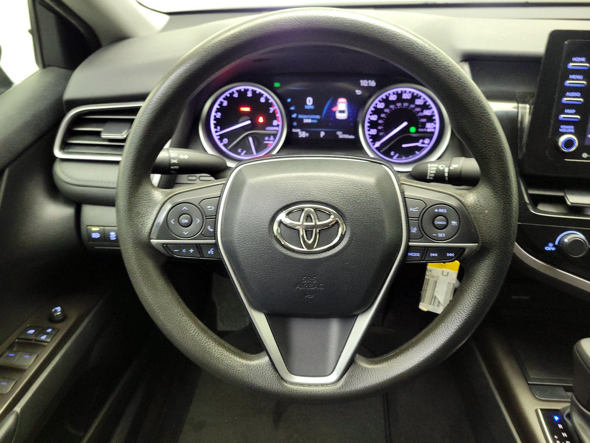 Thumbnail: 2021 Toyota Camry - 10