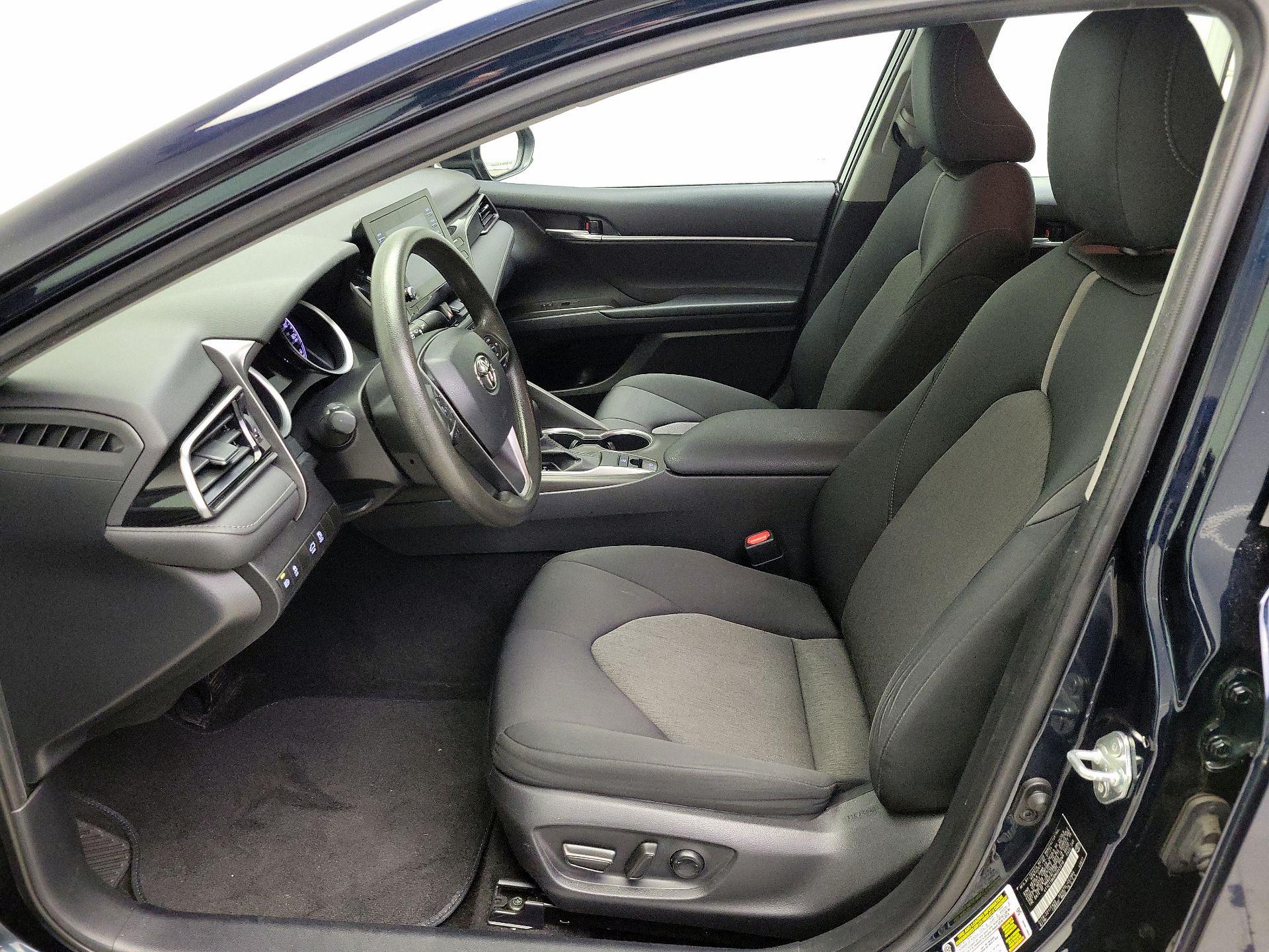 Thumbnail: 2021 Toyota Camry - 11