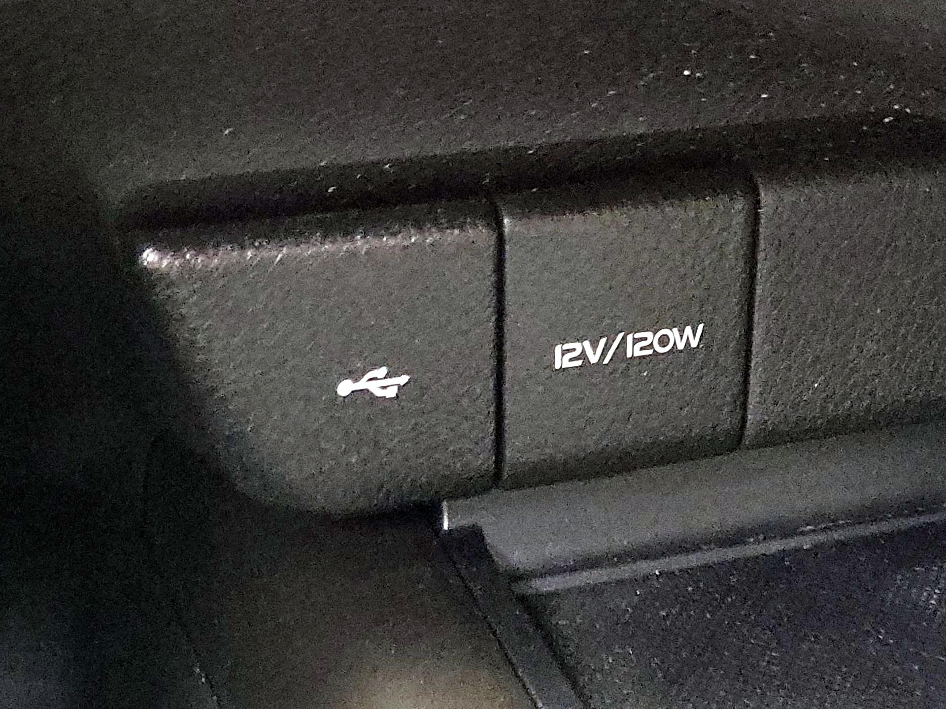 Thumbnail: 2021 Toyota Camry - 18