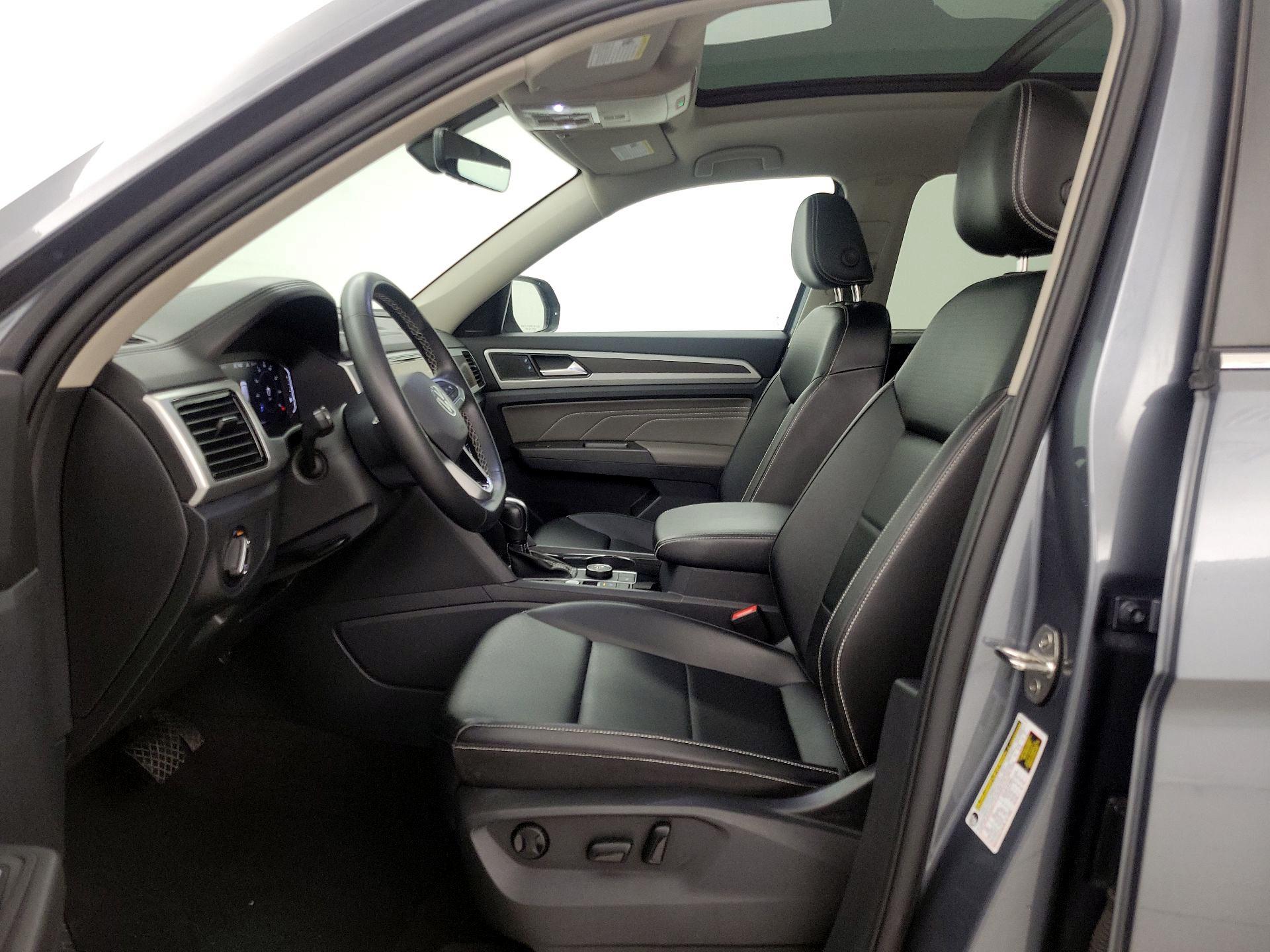 Thumbnail: 2022 Volkswagen Atlas - 11