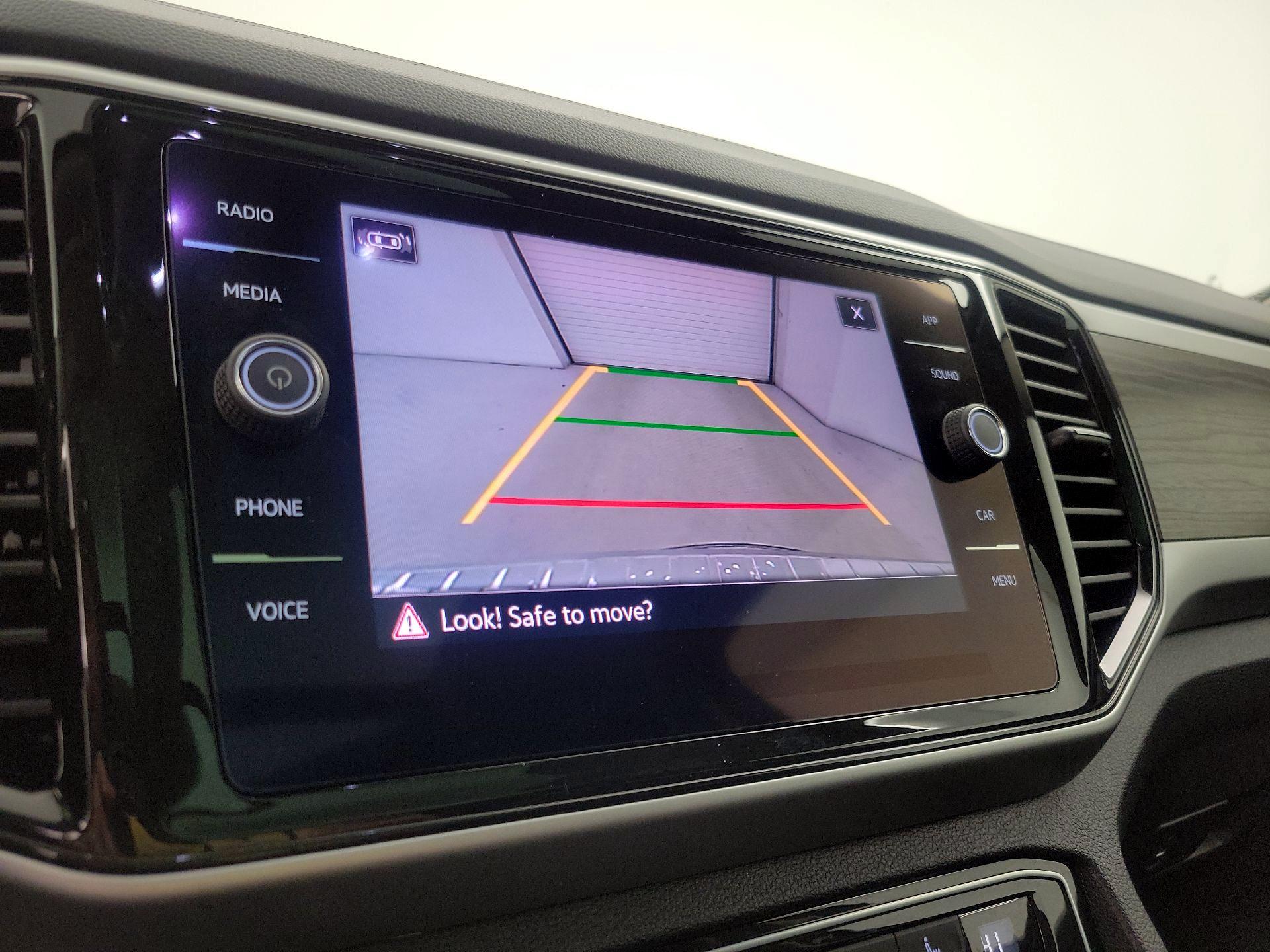 Thumbnail: 2022 Volkswagen Atlas - 14