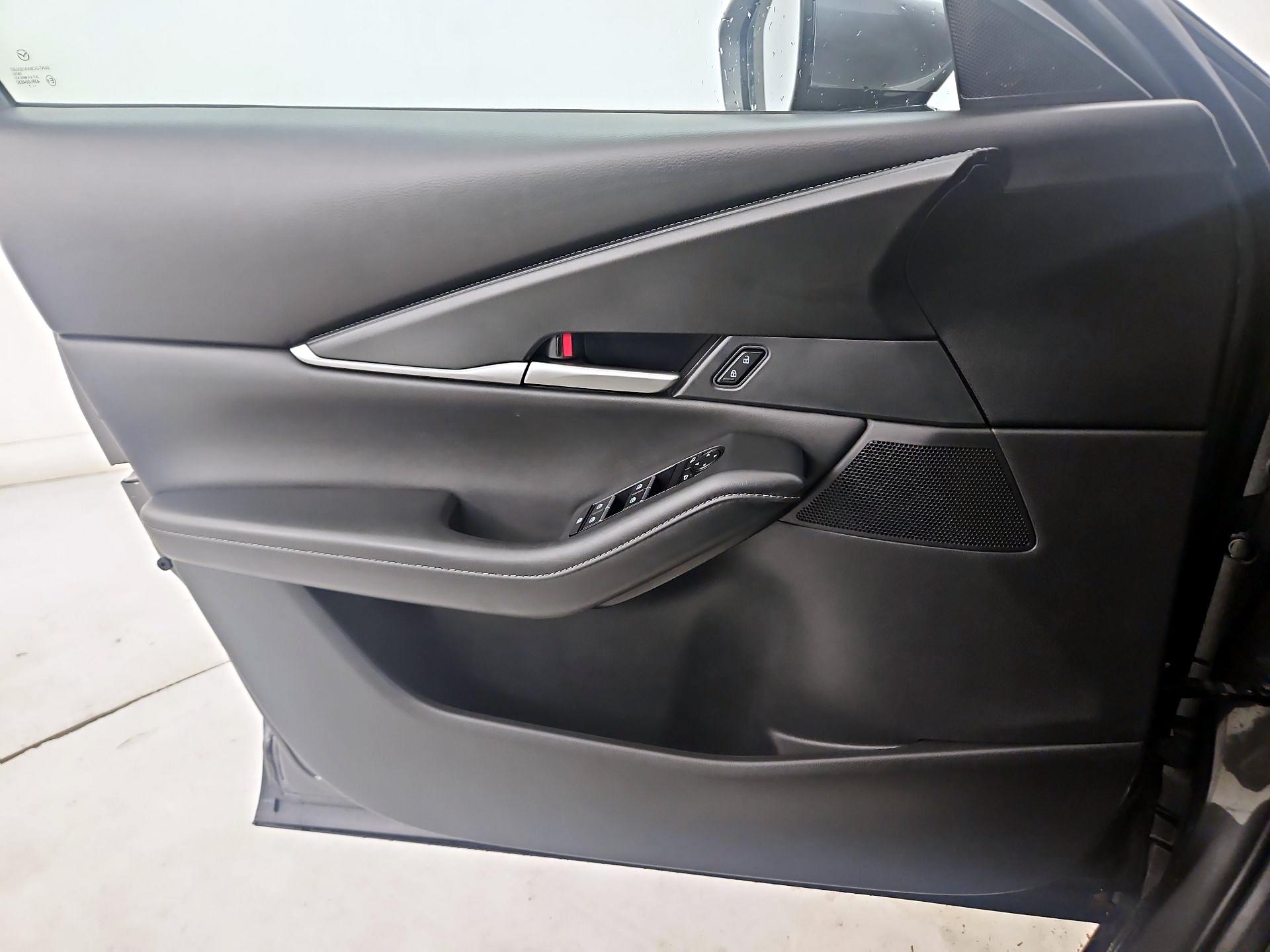 Thumbnail: 2022 Mazda CX-30 - 12