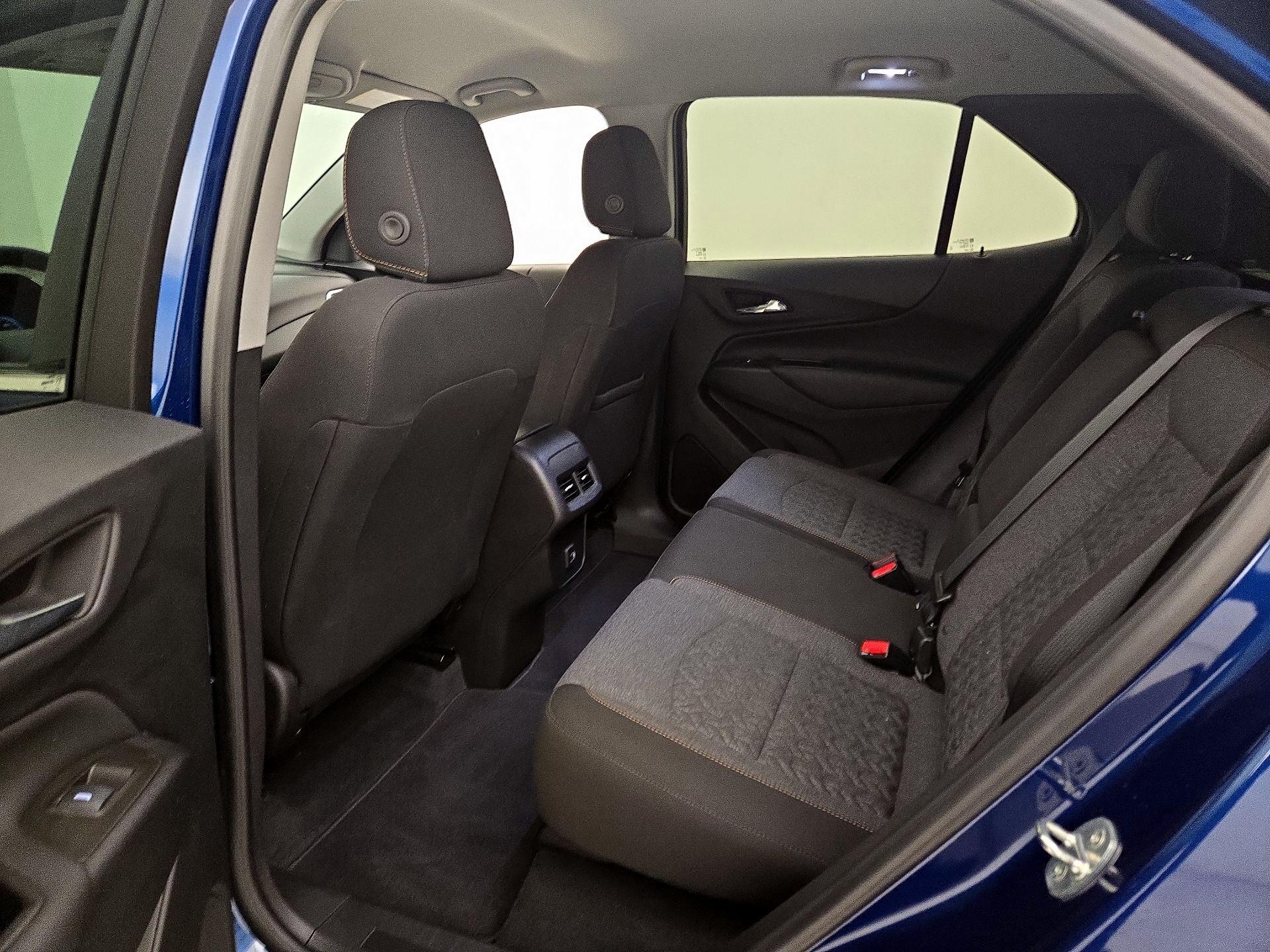 Thumbnail: 2022 Chevrolet Equinox - 18