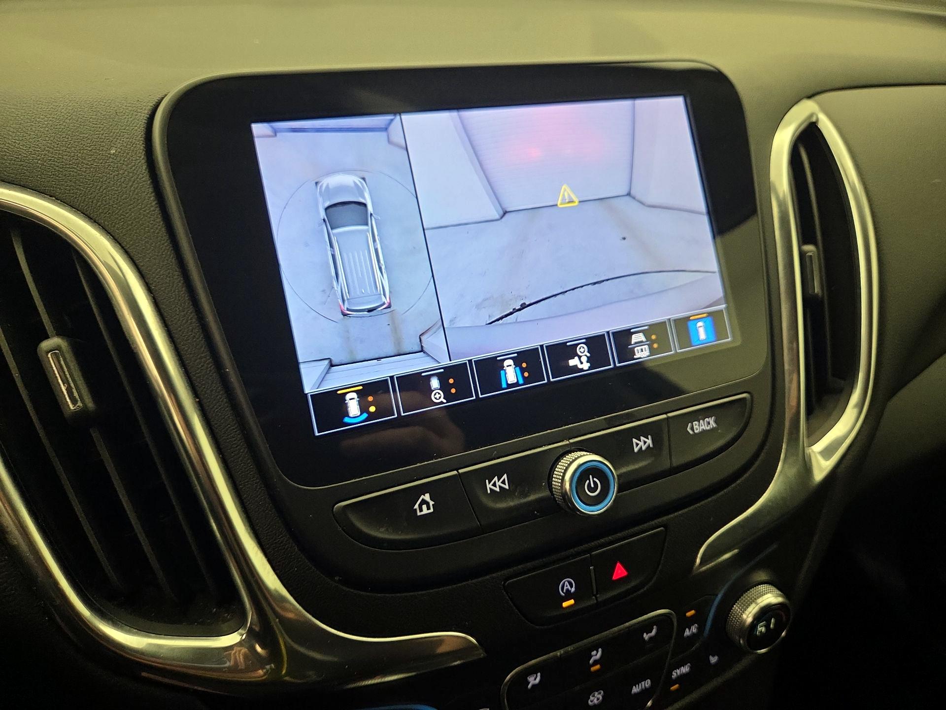 Thumbnail: 2022 Chevrolet Equinox - 14