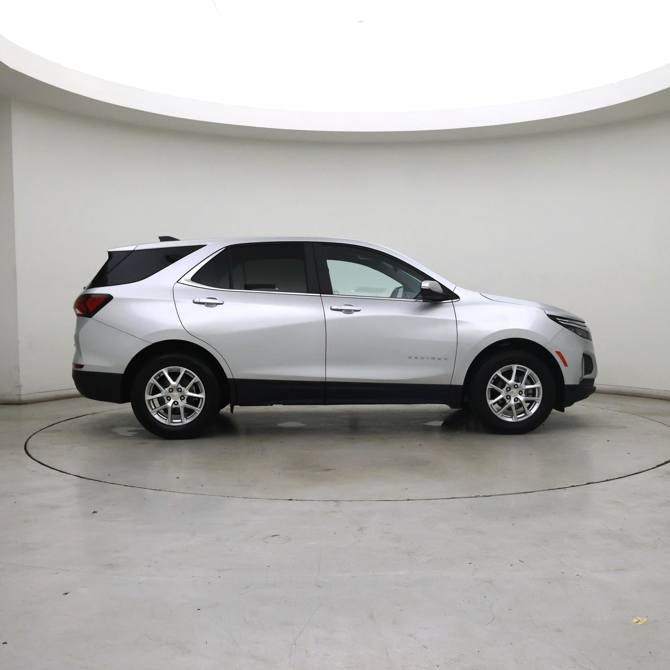 Thumbnail: 2022 Chevrolet Equinox - 7