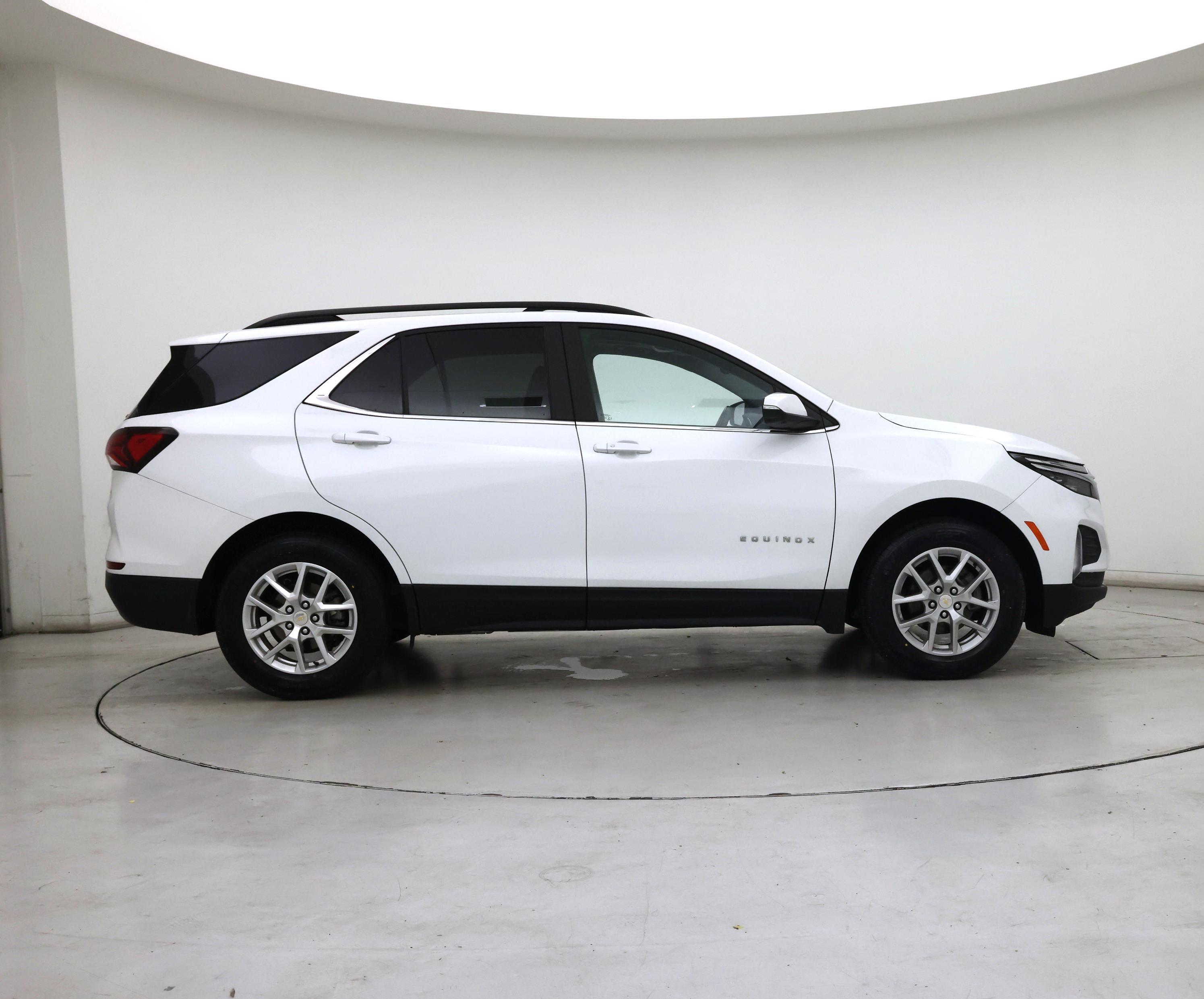 Thumbnail: 2022 Chevrolet Equinox - 7