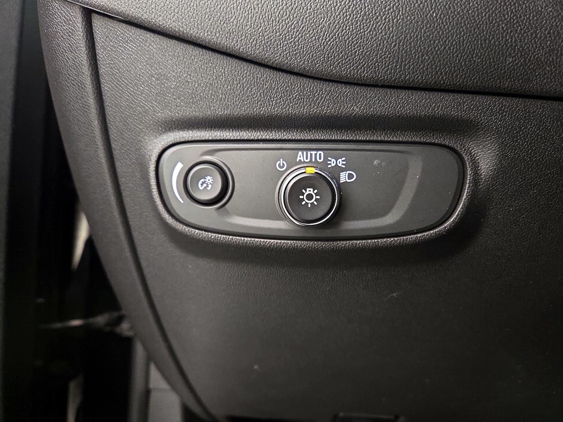 Thumbnail: 2023 Chevrolet Equinox - 13