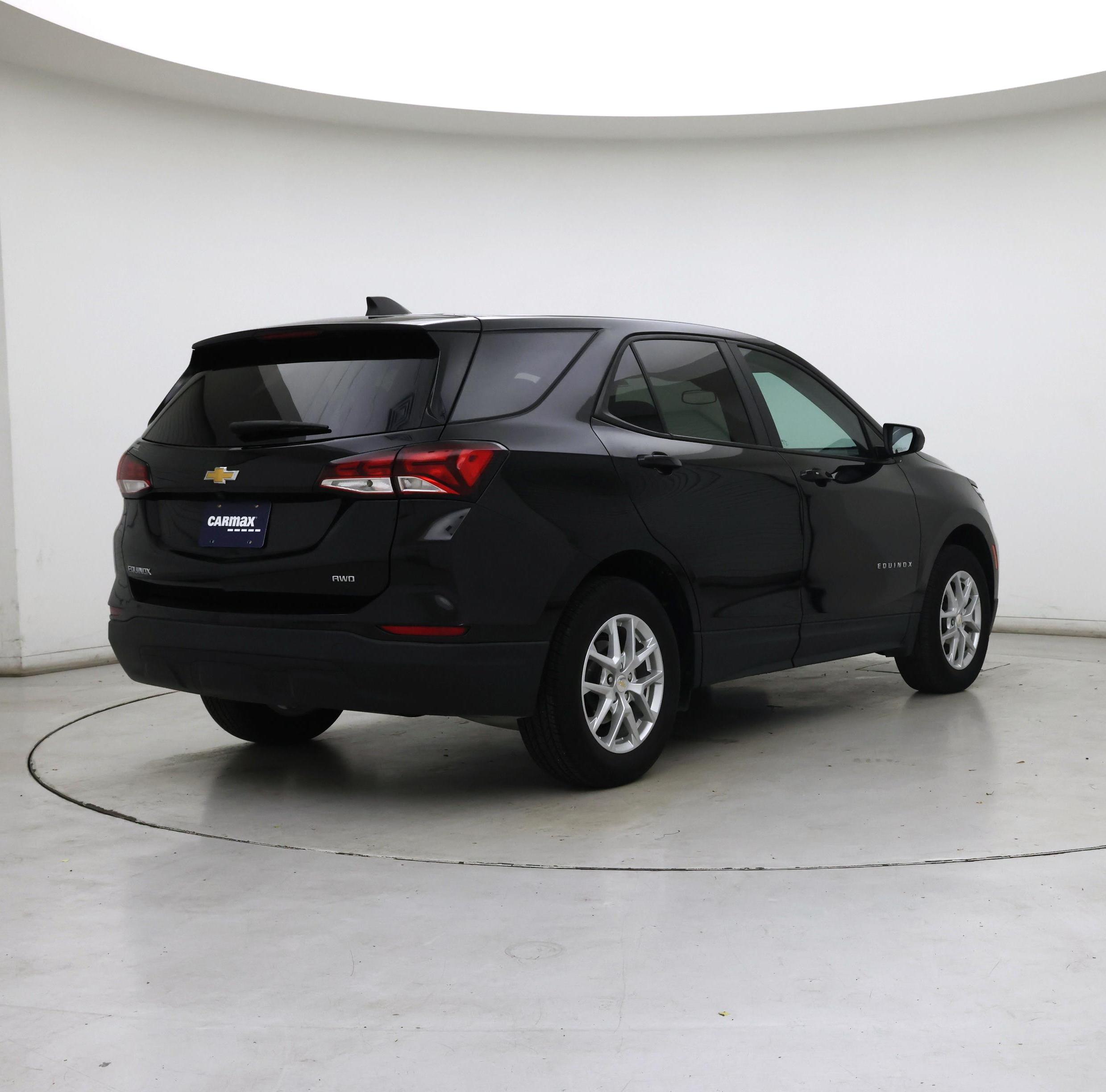 Thumbnail: 2023 Chevrolet Equinox - 8