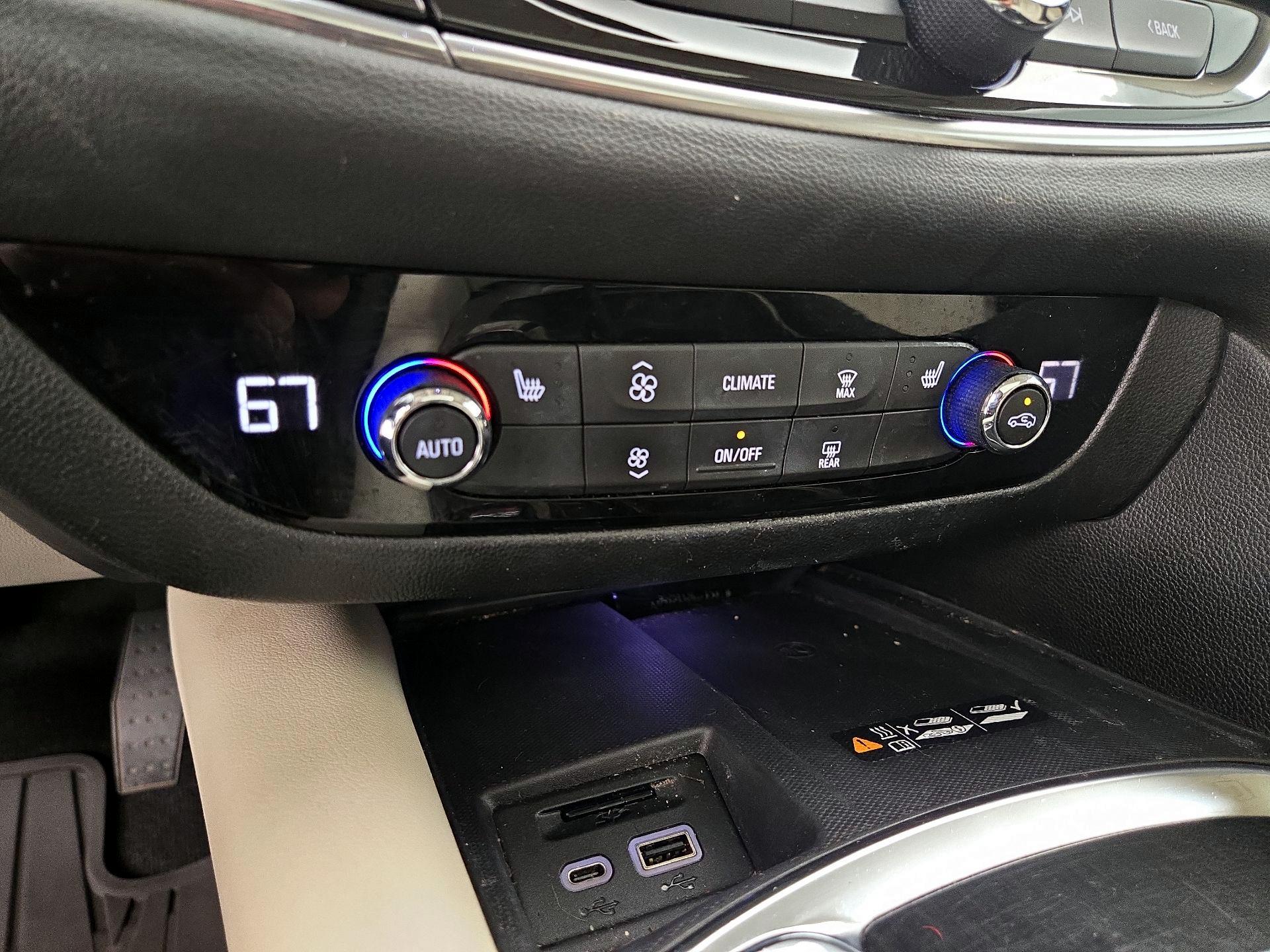 Thumbnail: 2023 Buick Enclave - 17